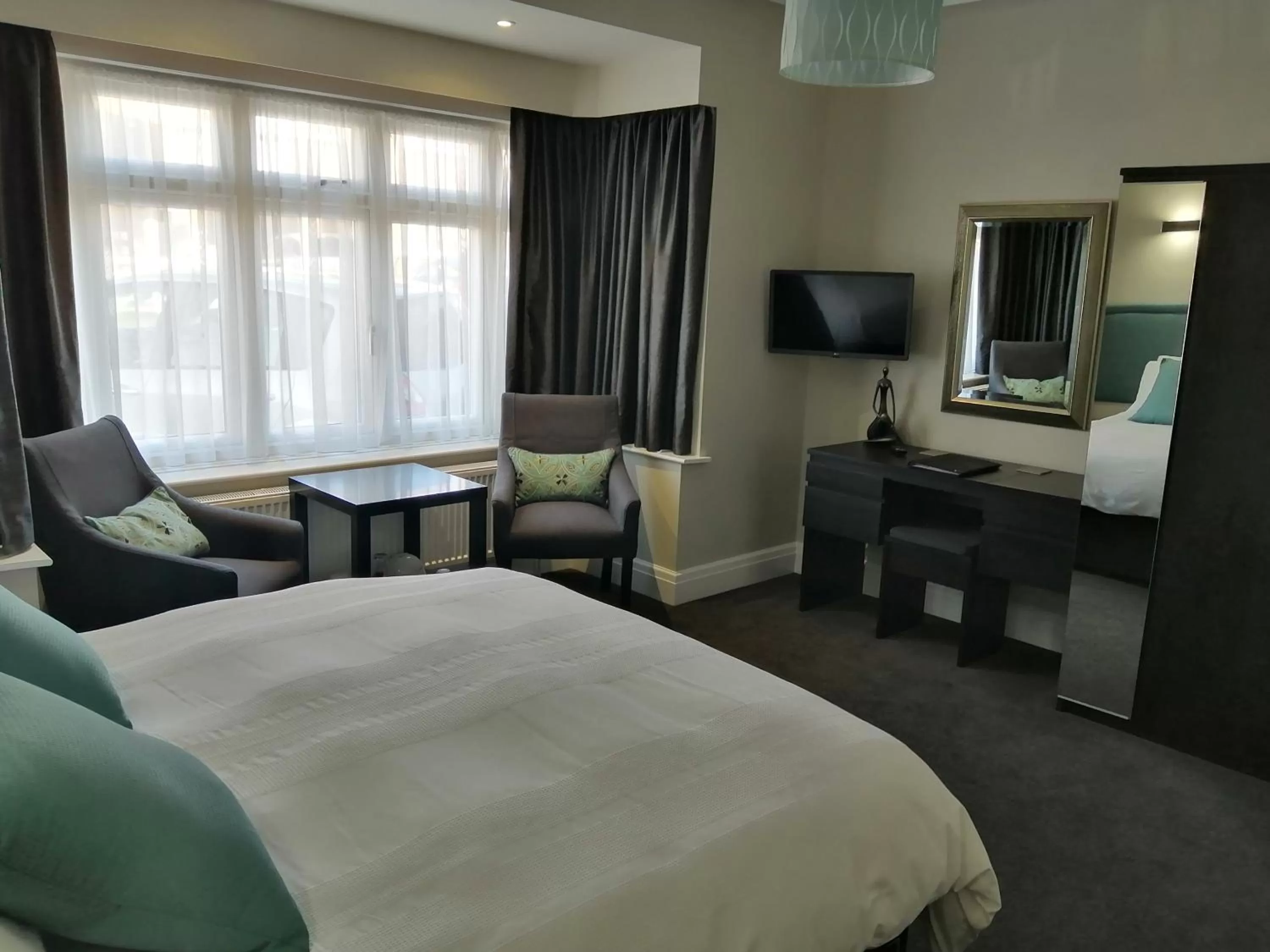 Bed in Lazy Days B&B