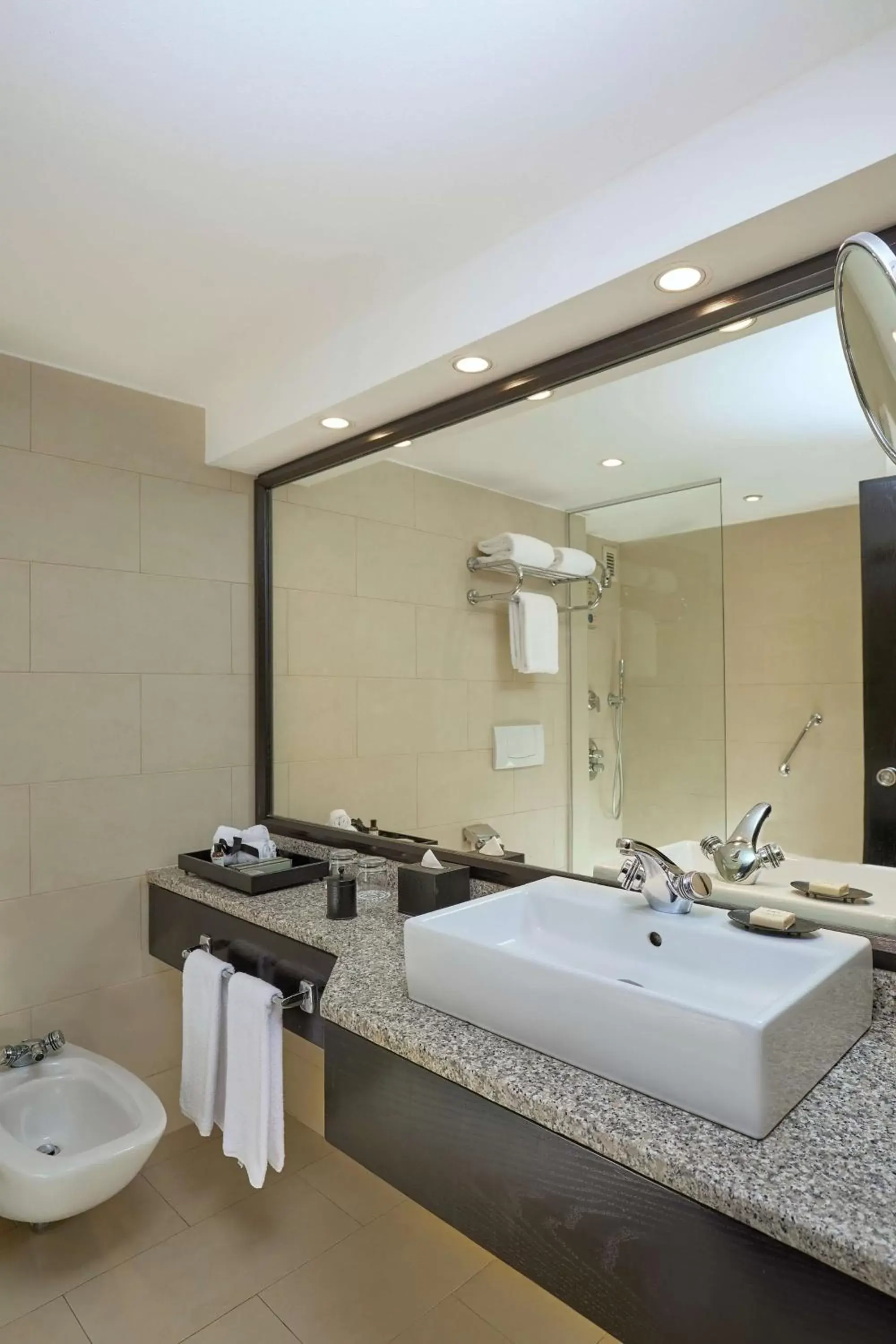 Bathroom in Hilton Cairo Heliopolis Hotel