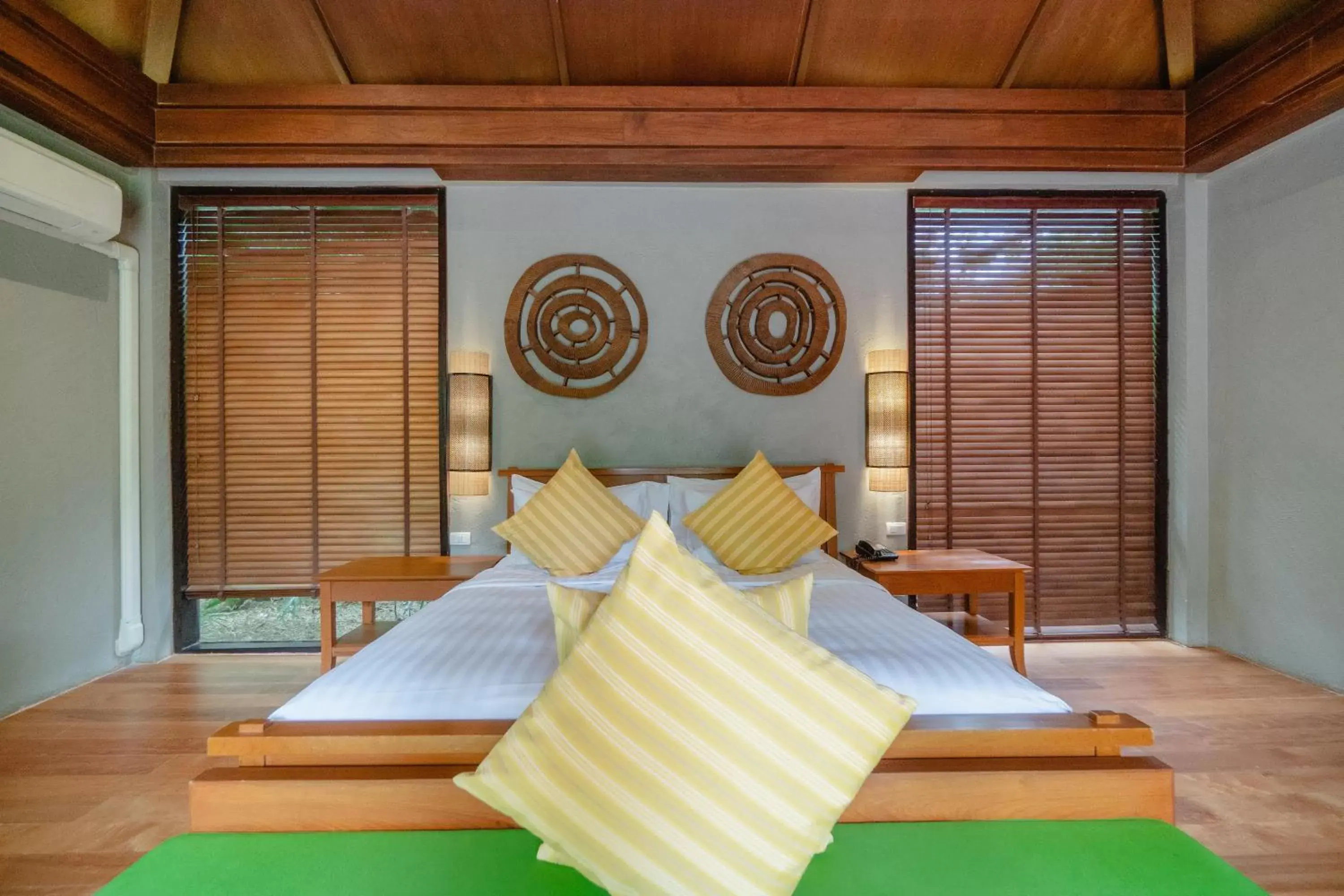 Bed in Pattara Resort & Spa