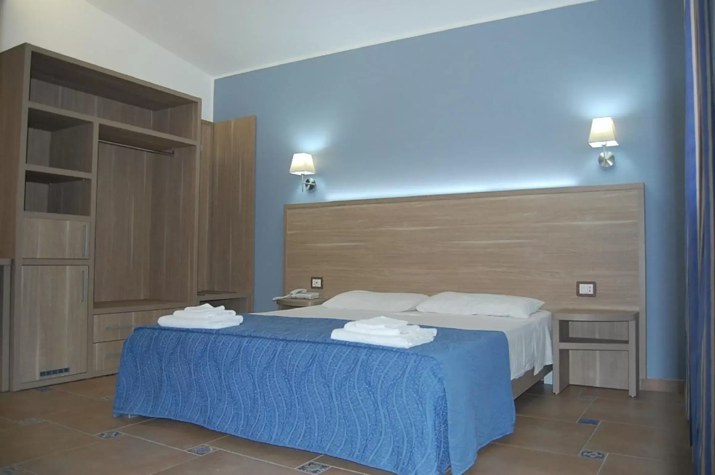 One-Bedroom Apartment in Petruso Resort