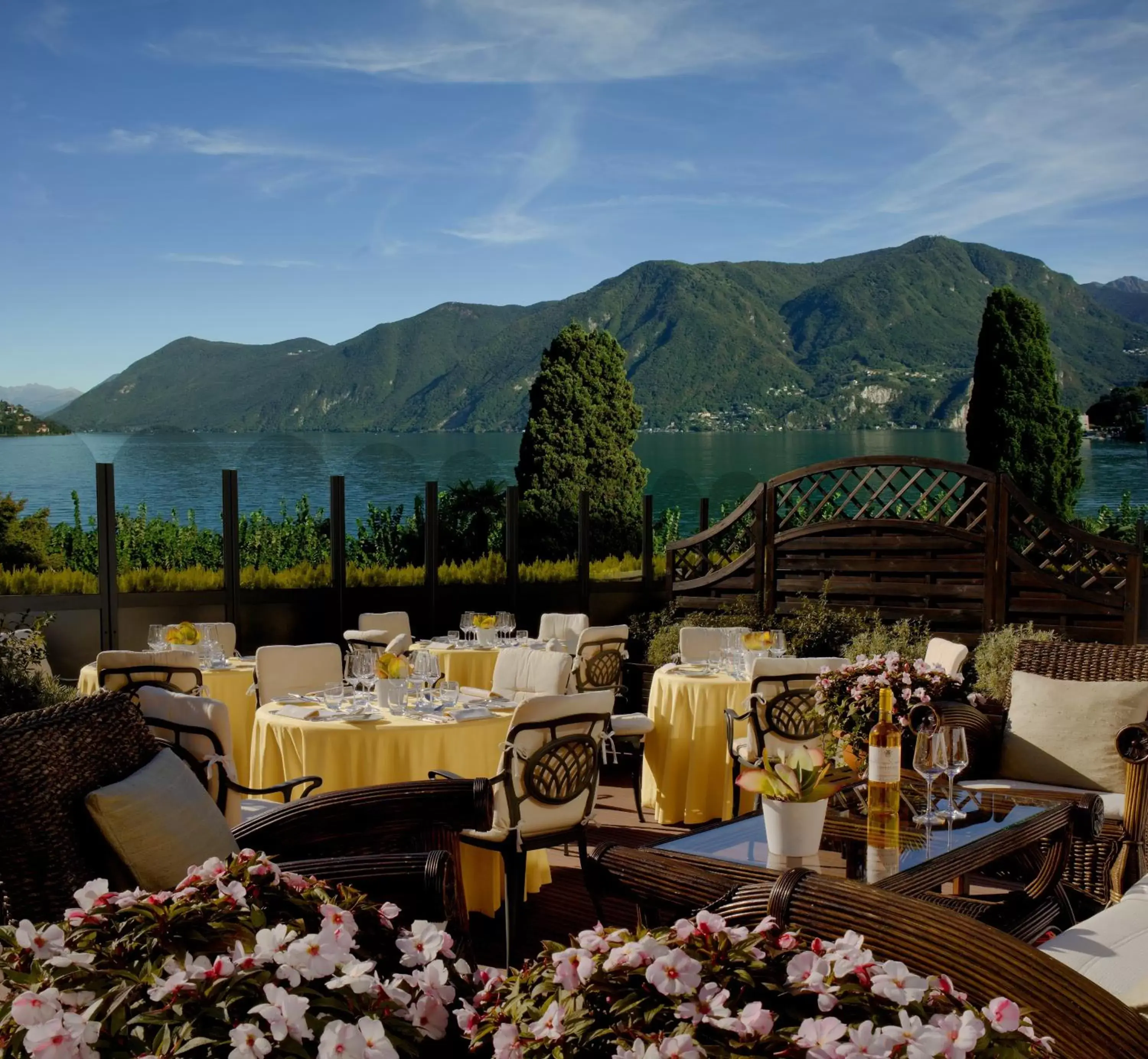 Restaurant/places to eat, Mountain View in Hotel Splendide Royal