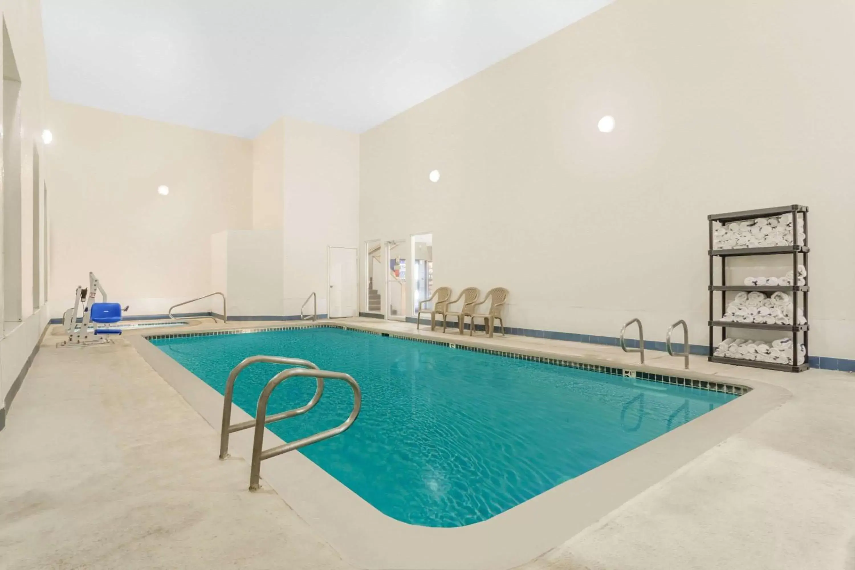 Lobby or reception, Swimming Pool in Wingate by Wyndham Cedar City