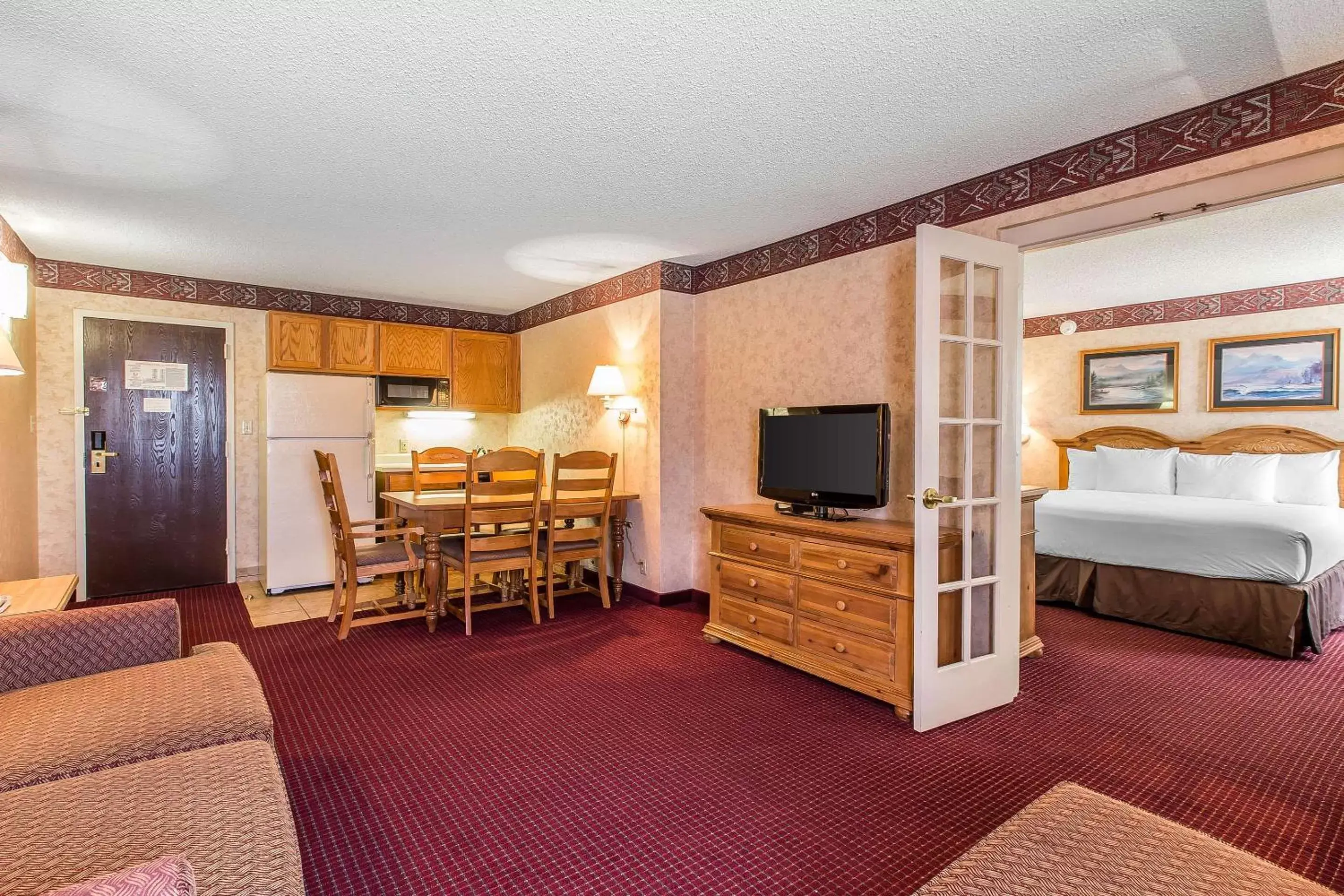 Photo of the whole room in Quality Inn & Suites