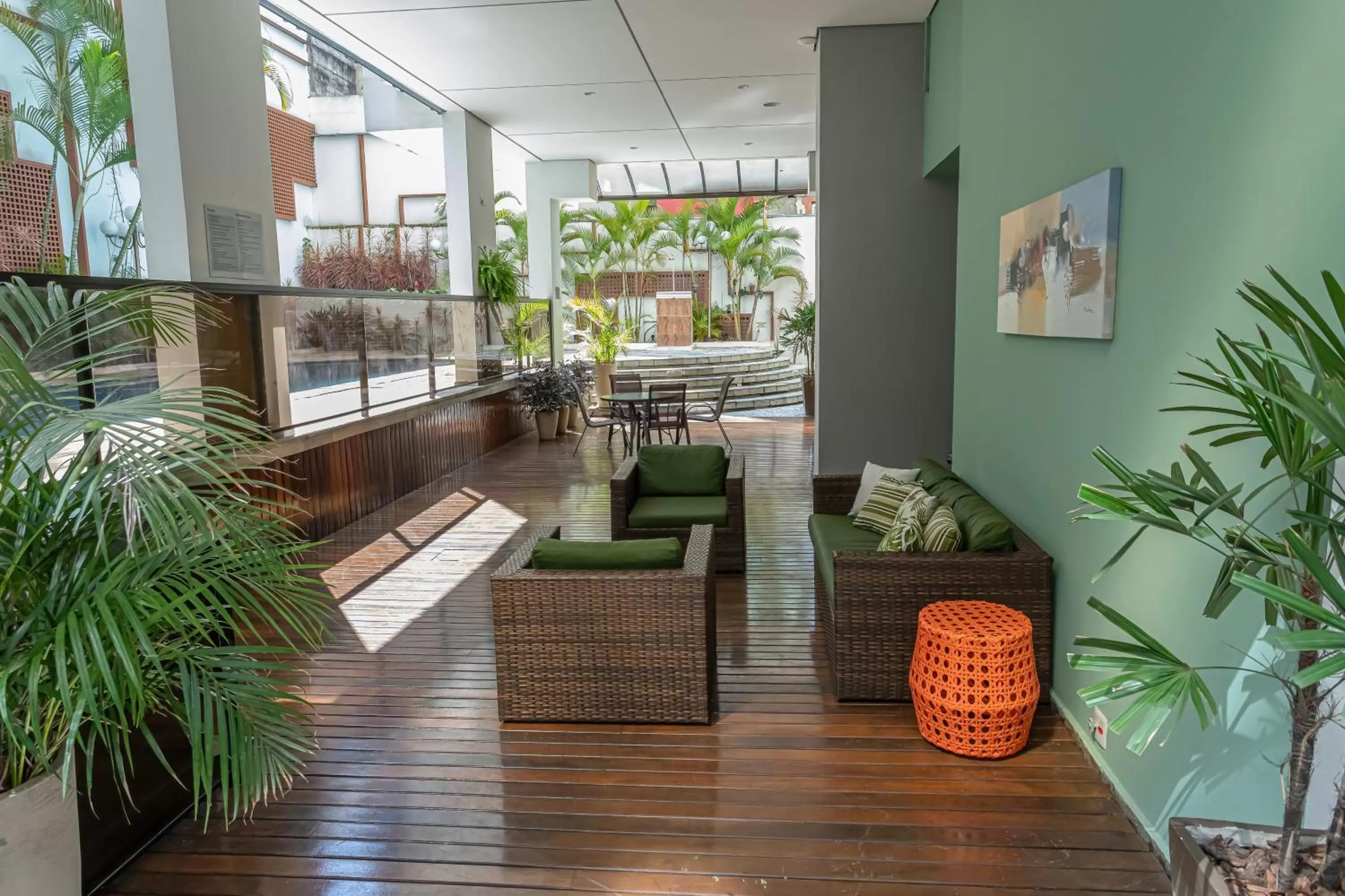 Swimming pool in H4 La Residence Paulista