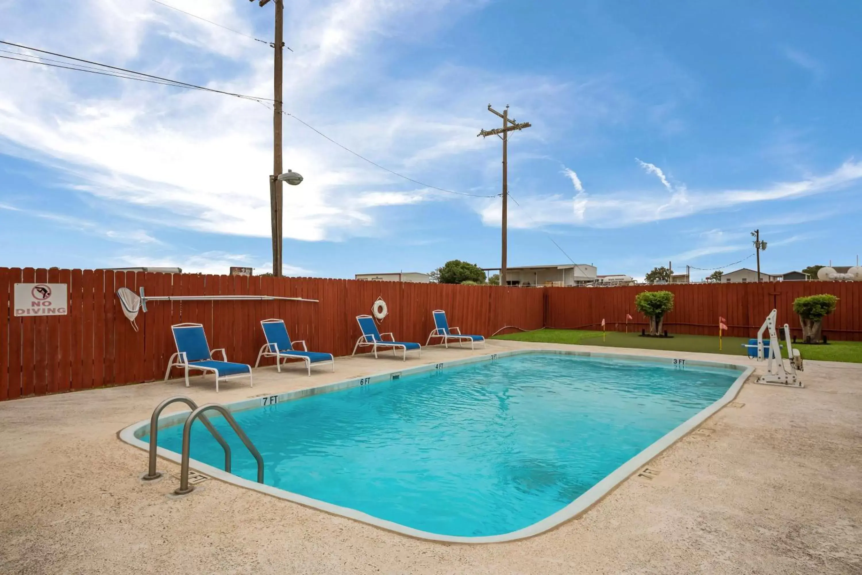 Swimming Pool in SureStay Hotel by Best Western Rockdale