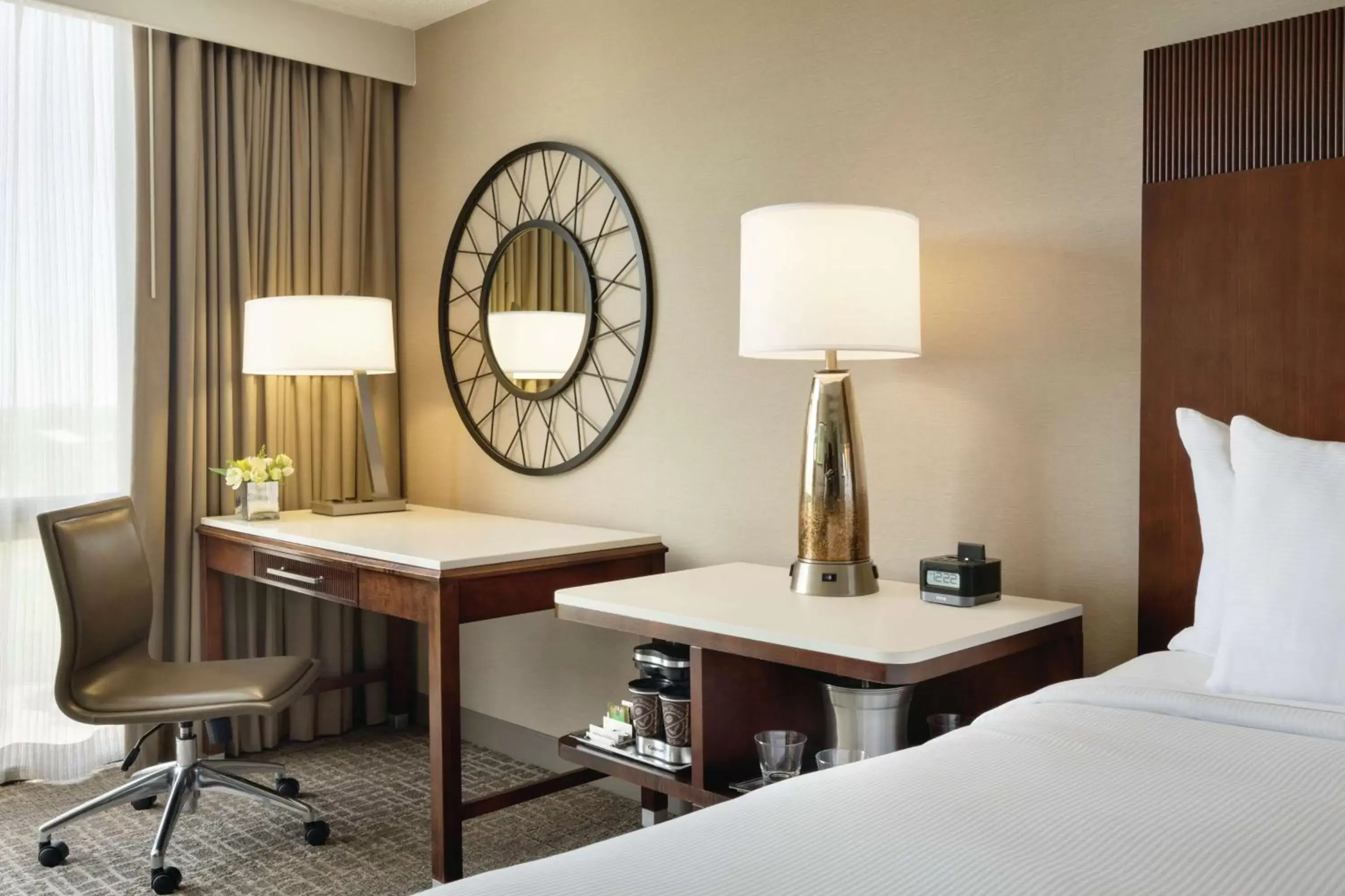 Bedroom, Seating Area in Hilton Fort Collins