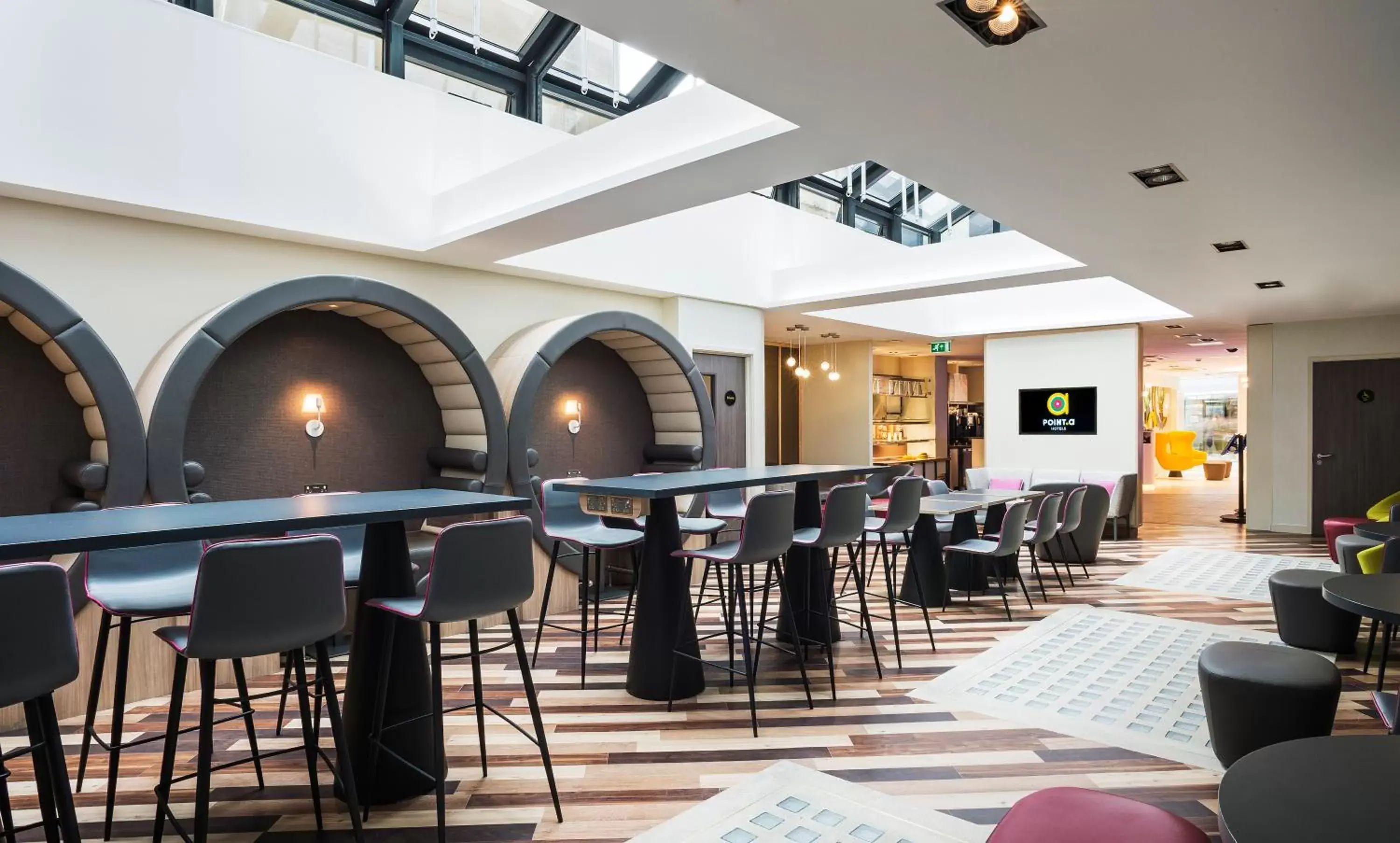 Lobby or reception, Restaurant/Places to Eat in Point A Hotel London Shoreditch