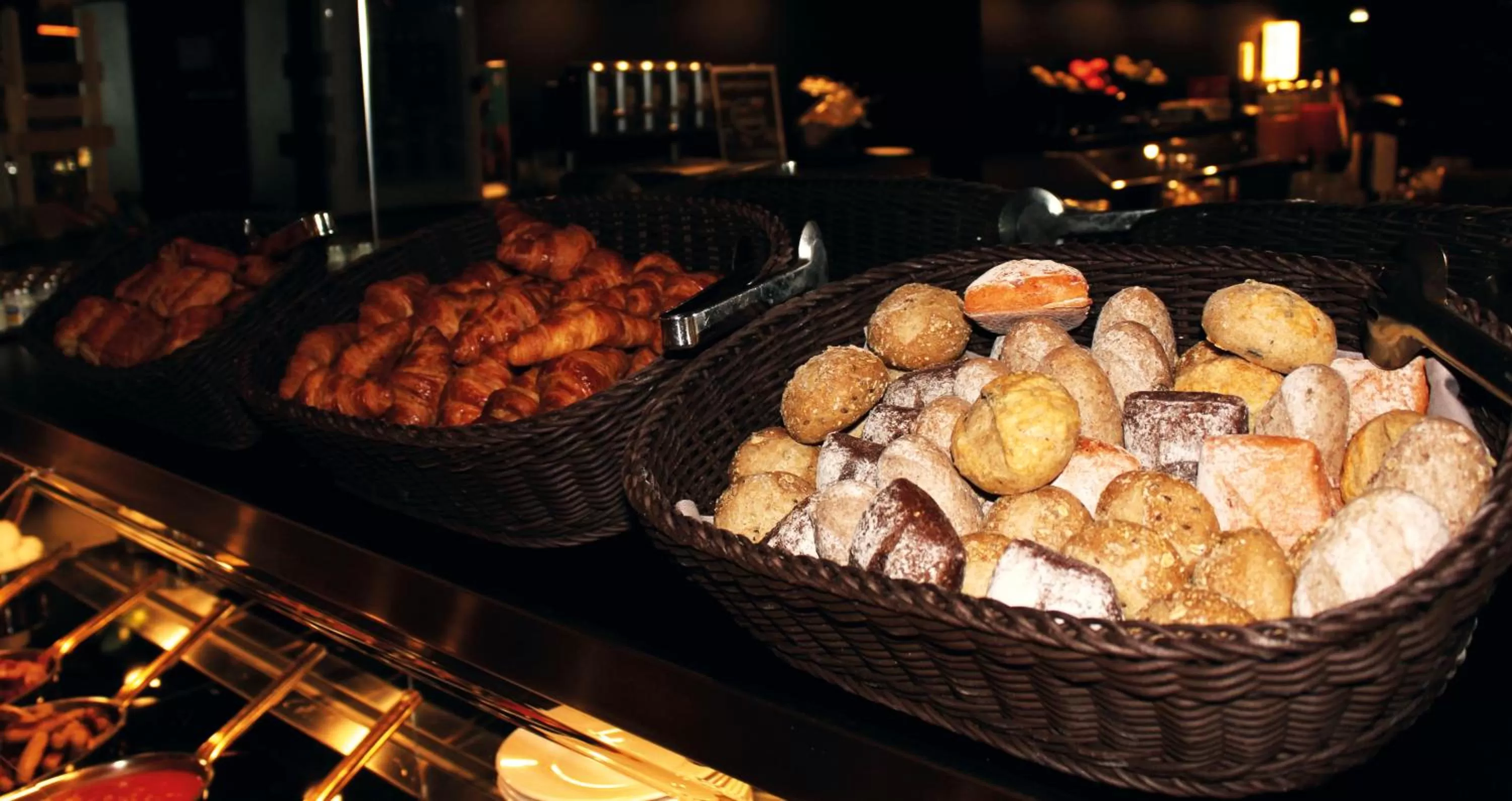 American breakfast in Novotel Bern Expo