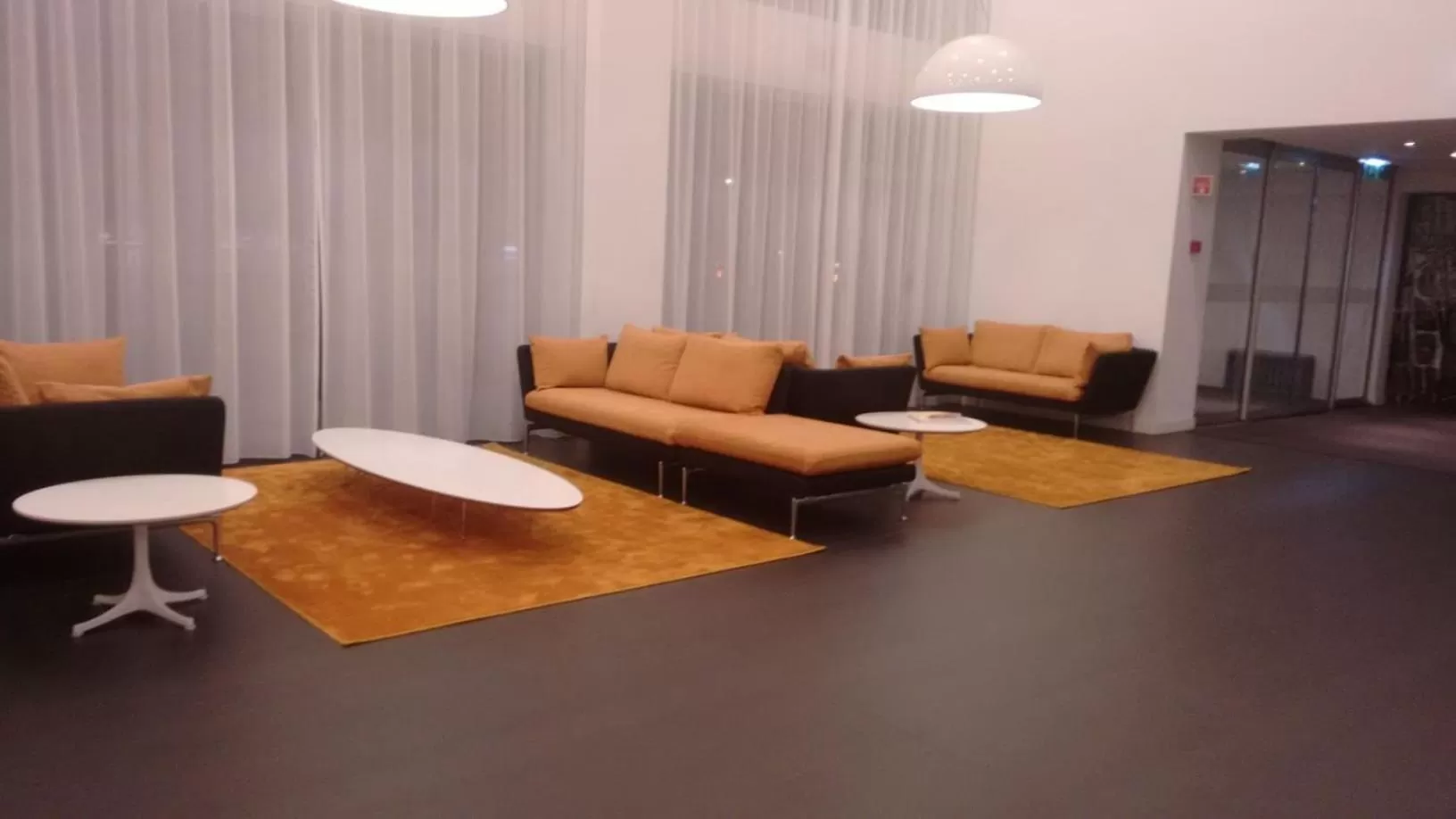 Lobby or reception in Hotel Mercure Braga Centro