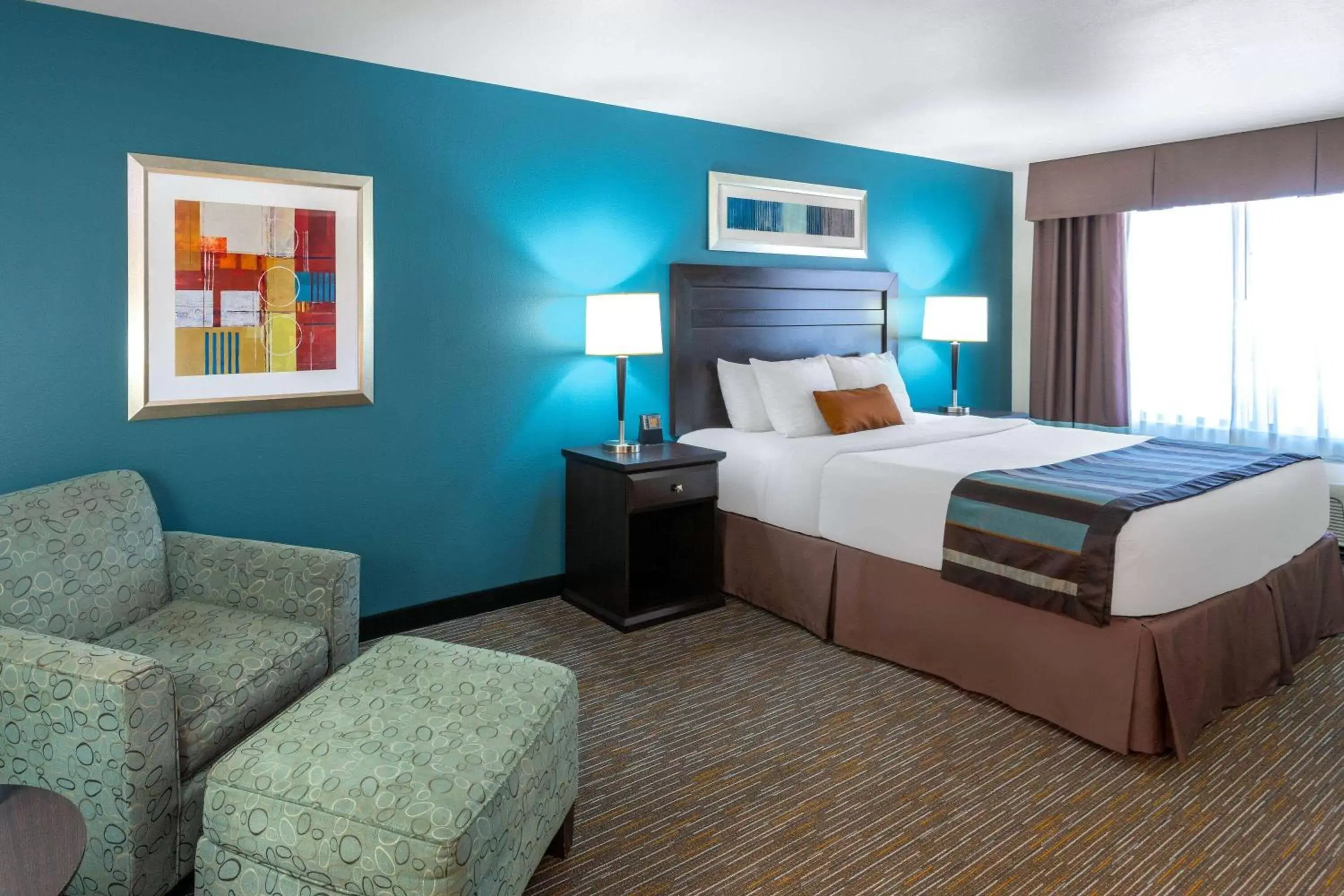 Photo of the whole room, Bed in Wingate by Wyndham - St. George Photo of the whole room, Bed in Wingate by Wyndham - St. George