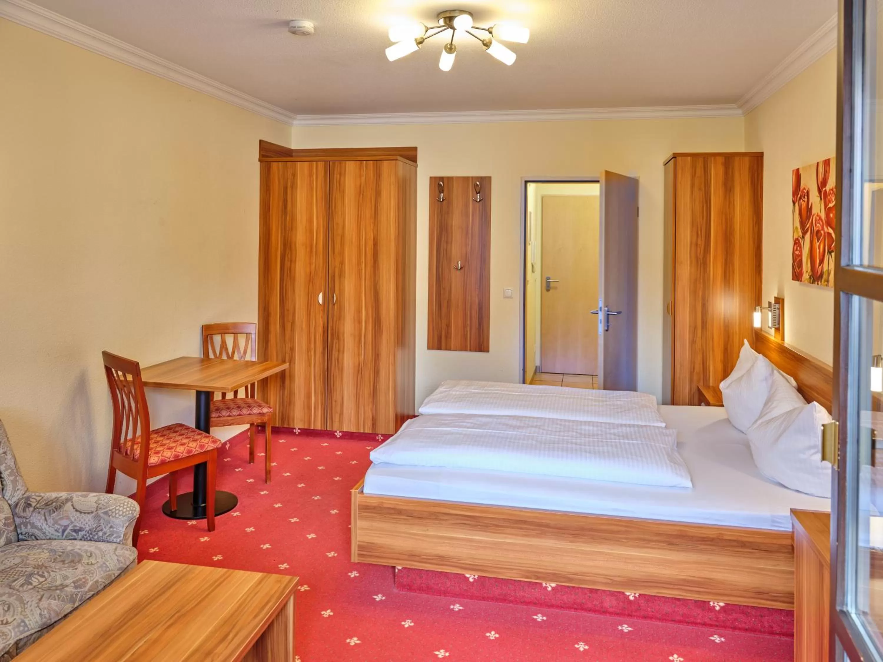 Photo of the whole room, Bed in Appartement-Haus Blumenhof