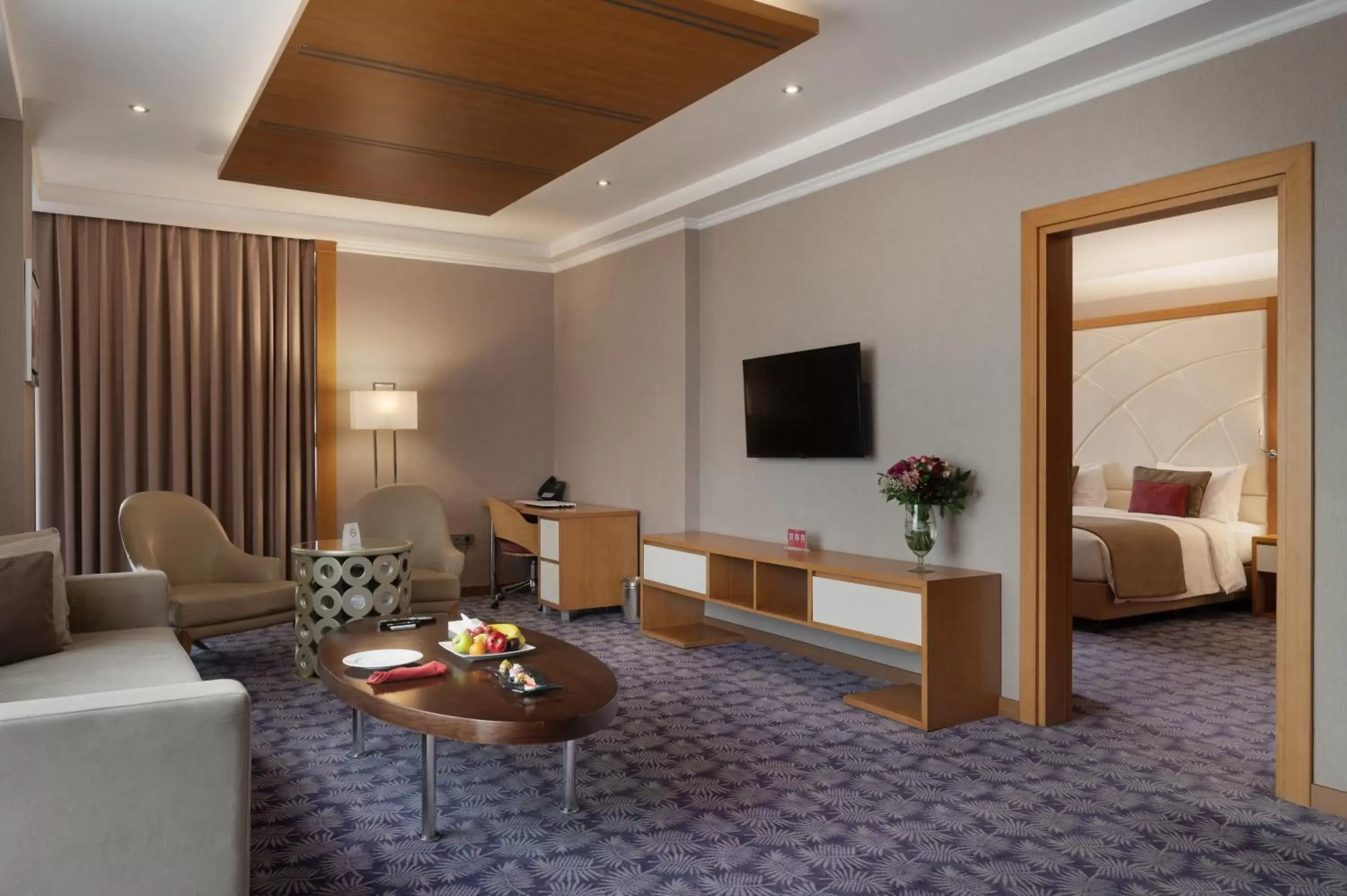 Living room, Seating Area in Ramada by Wyndham Erbil Gulan Street