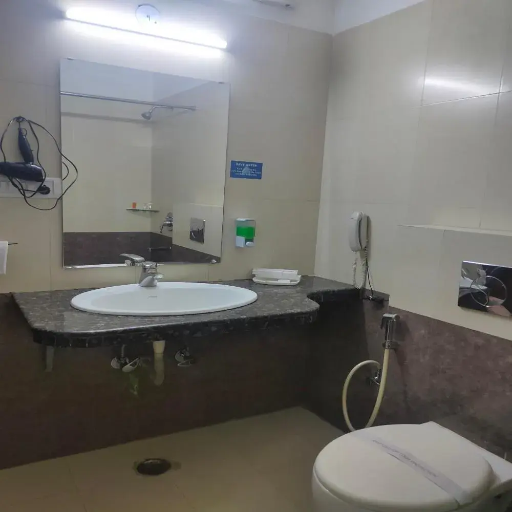 Bathroom in Hotel Avn Grand