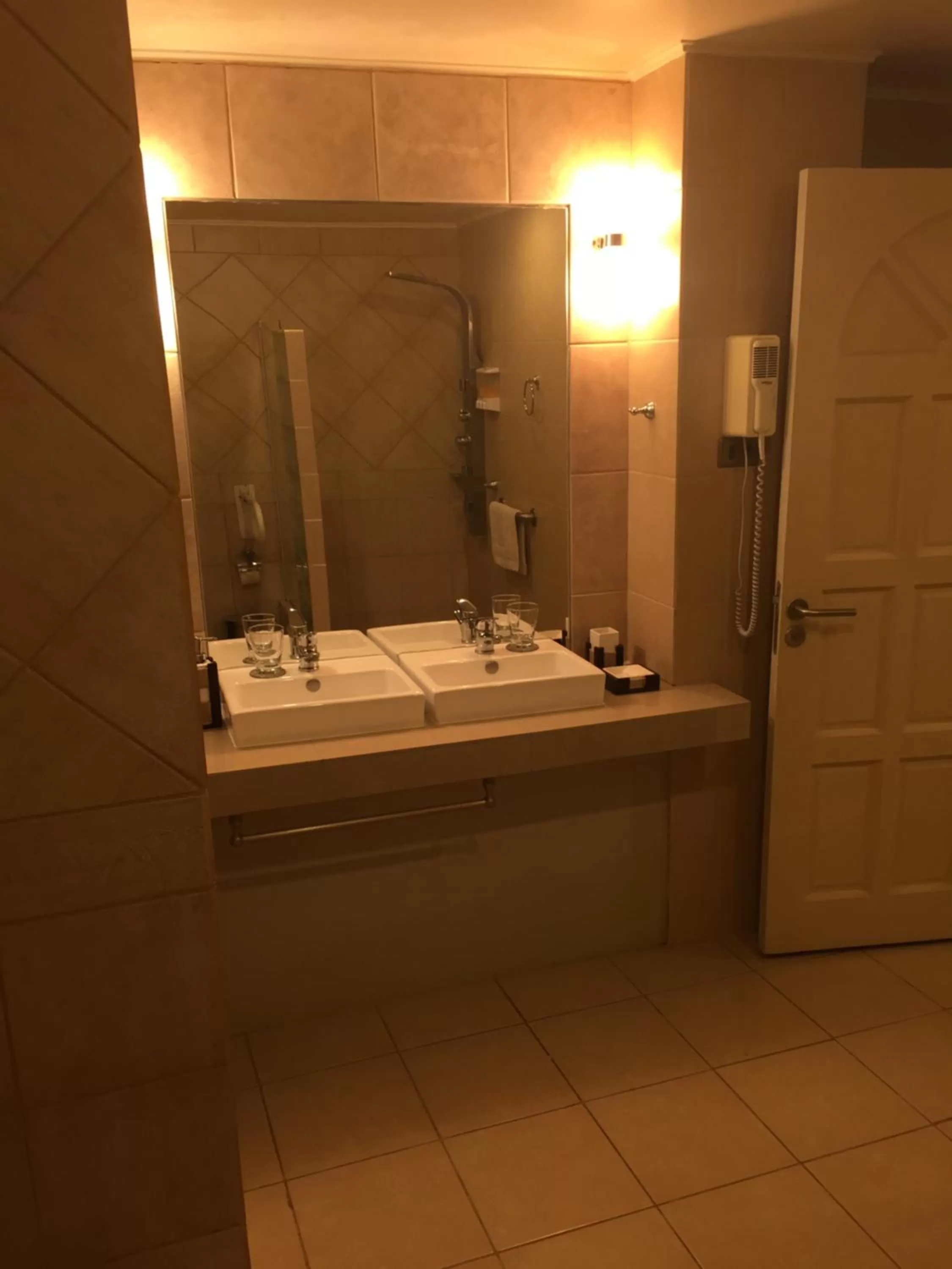 Bathroom in Atankalama