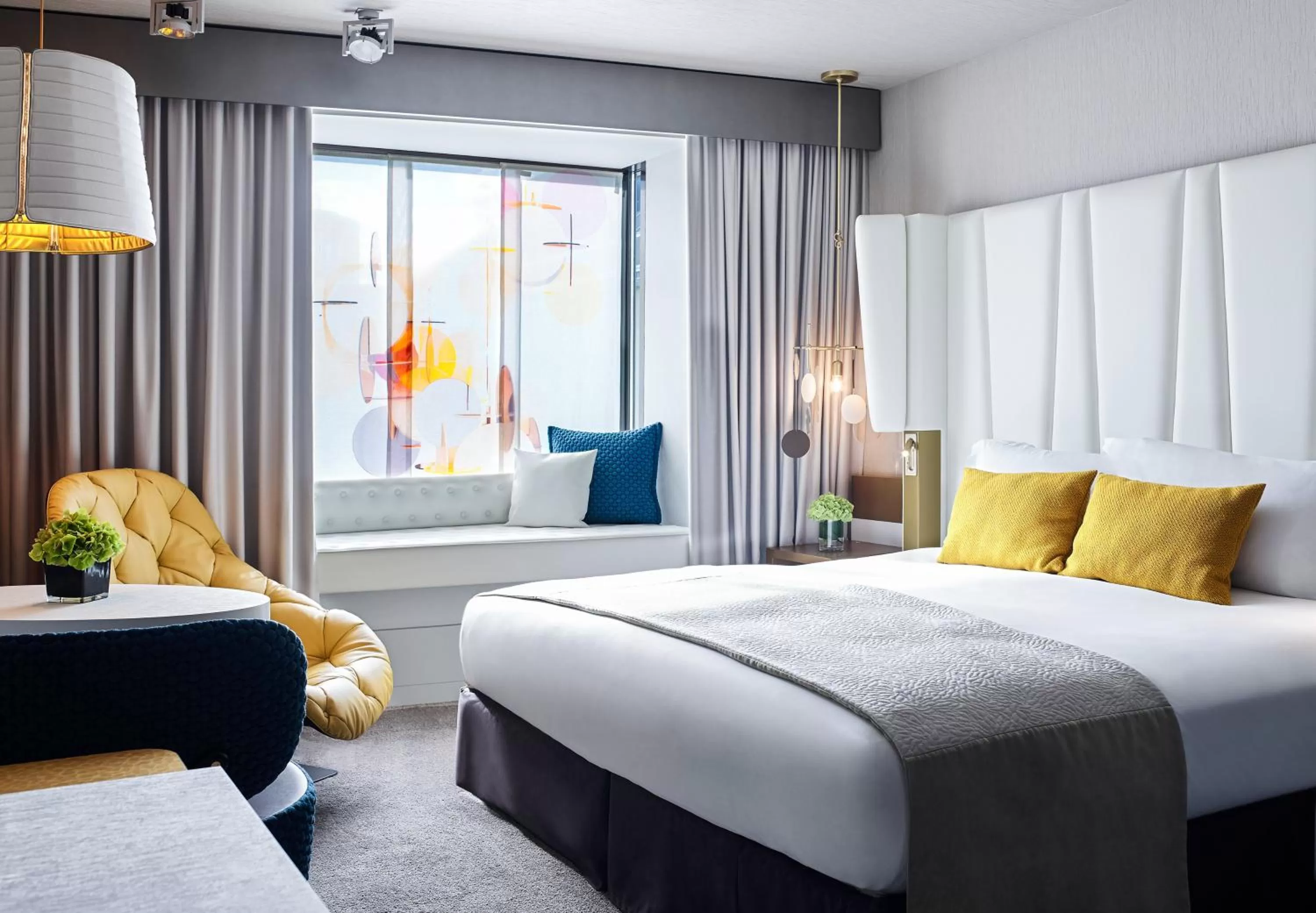 Photo of the whole room, Bed in Sofitel Munich Bayerpost