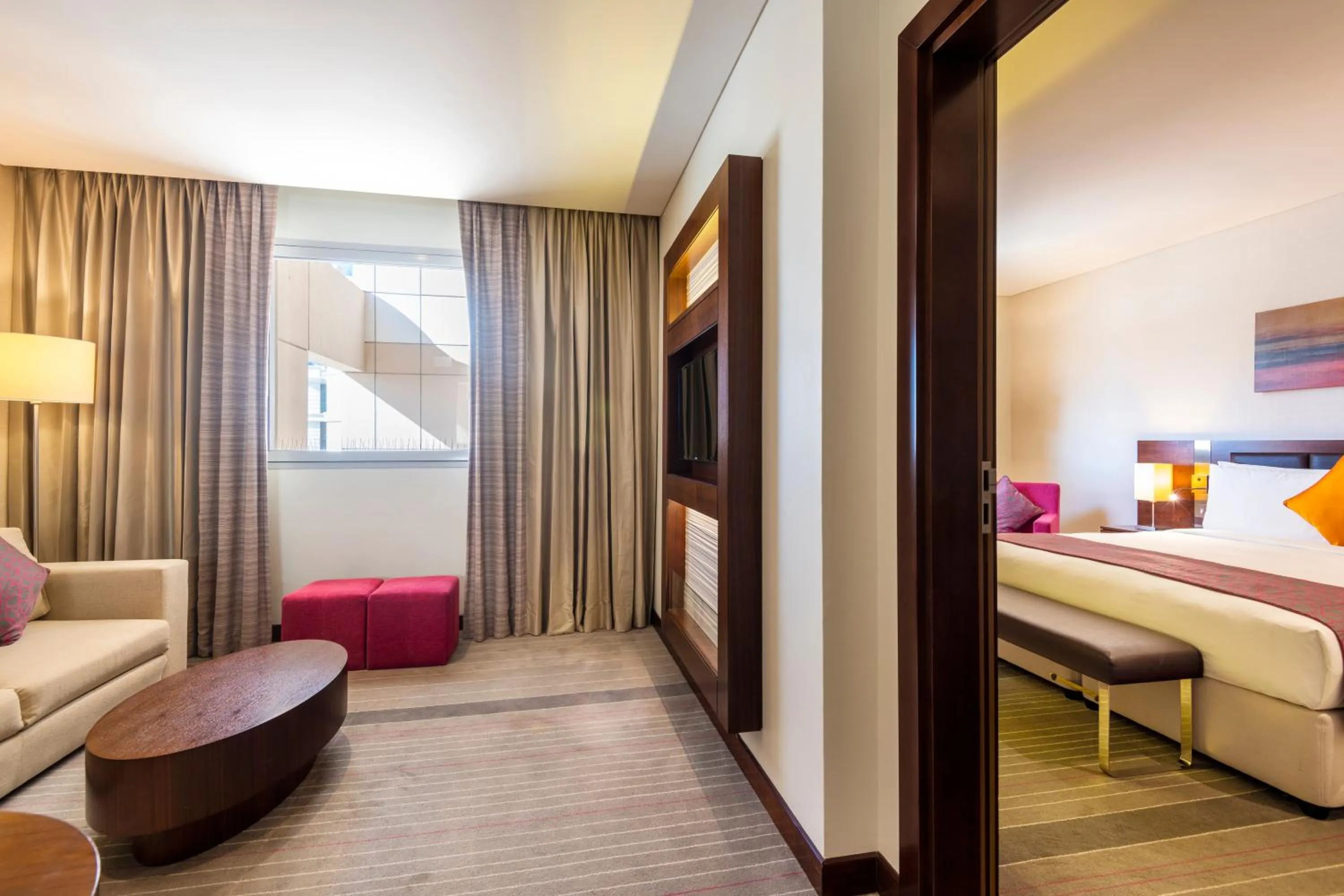 Photo of the whole room, Bed in Holiday Inn Muscat AlSeeb by IHG
