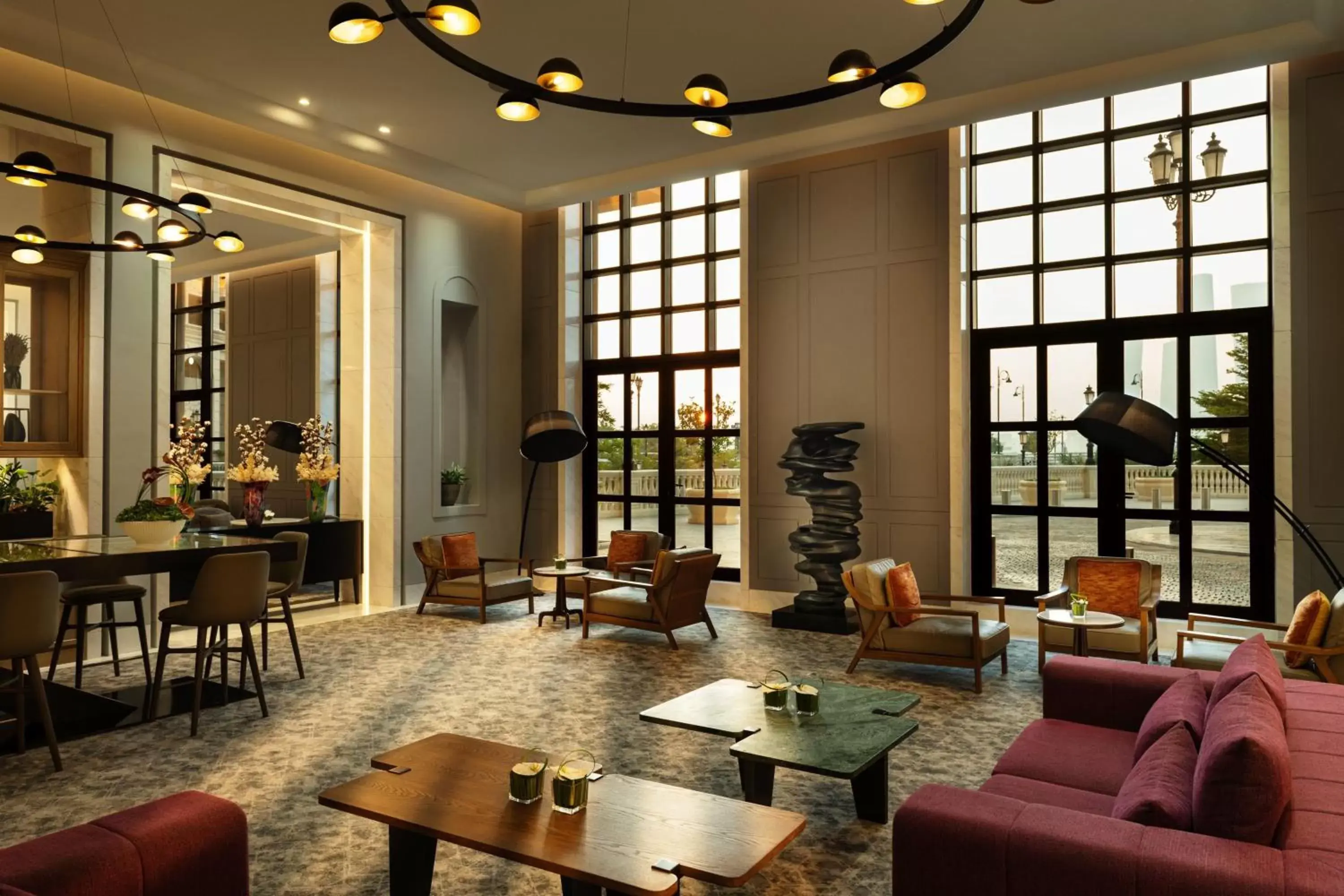 Lobby or reception, Lounge/Bar in Le Royal Méridien Doha