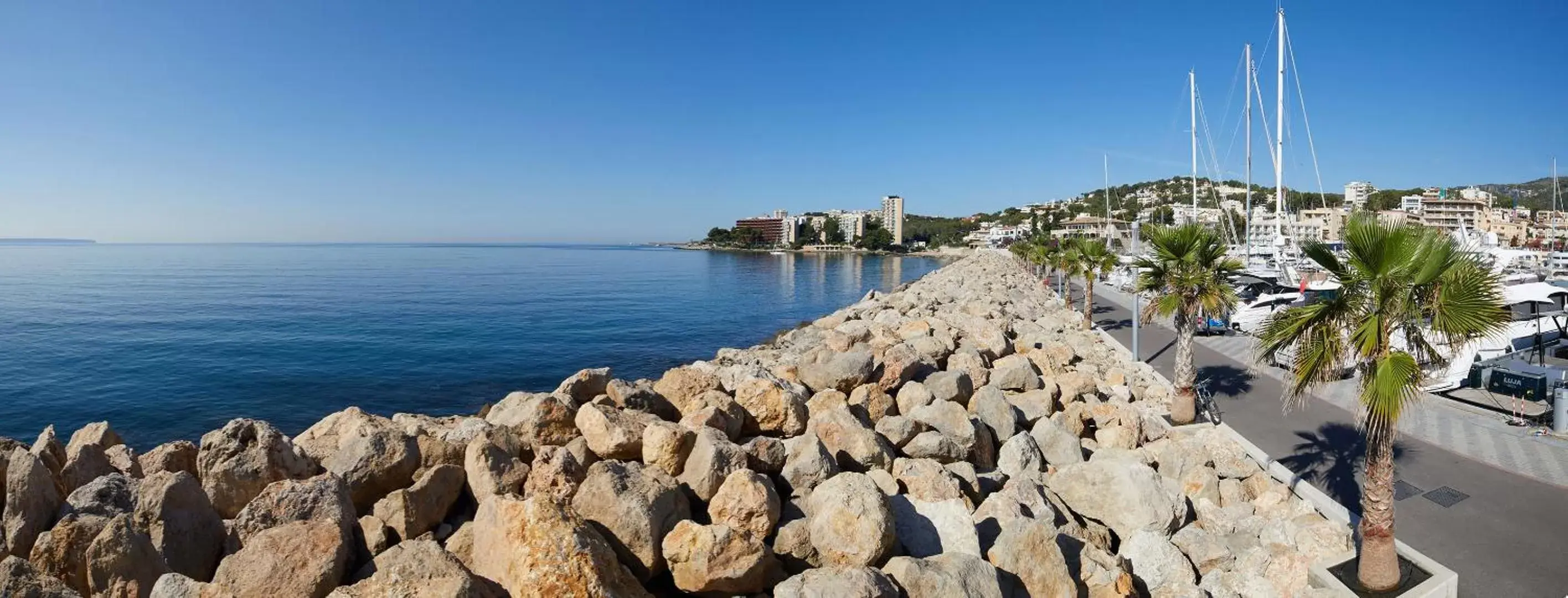 Area and facilities, Natural Landscape in Calanova Sports Residence