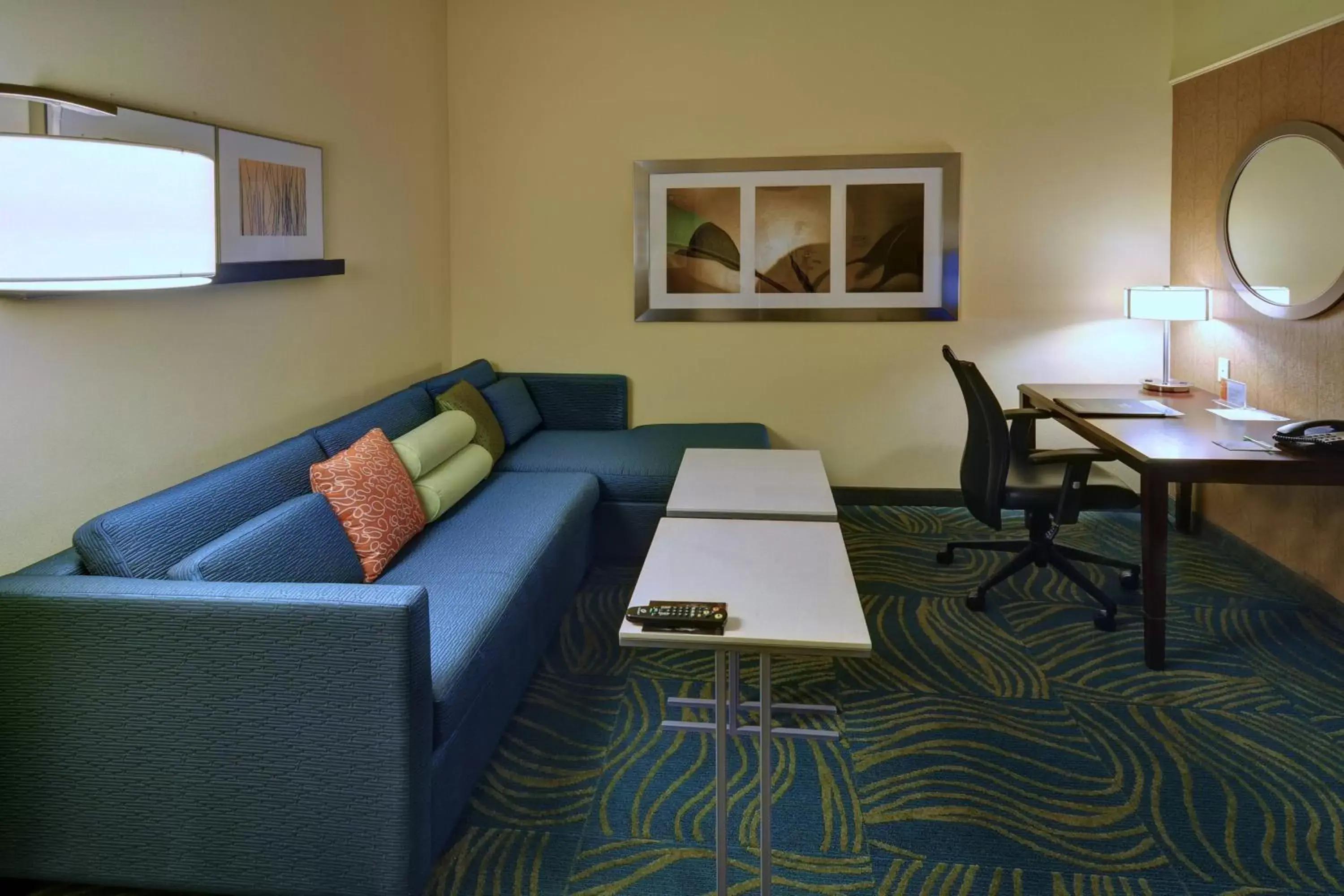 Photo of the whole room, Seating Area in SpringHill Suites by Marriott Dallas DFW Airport East Las Colinas Irving