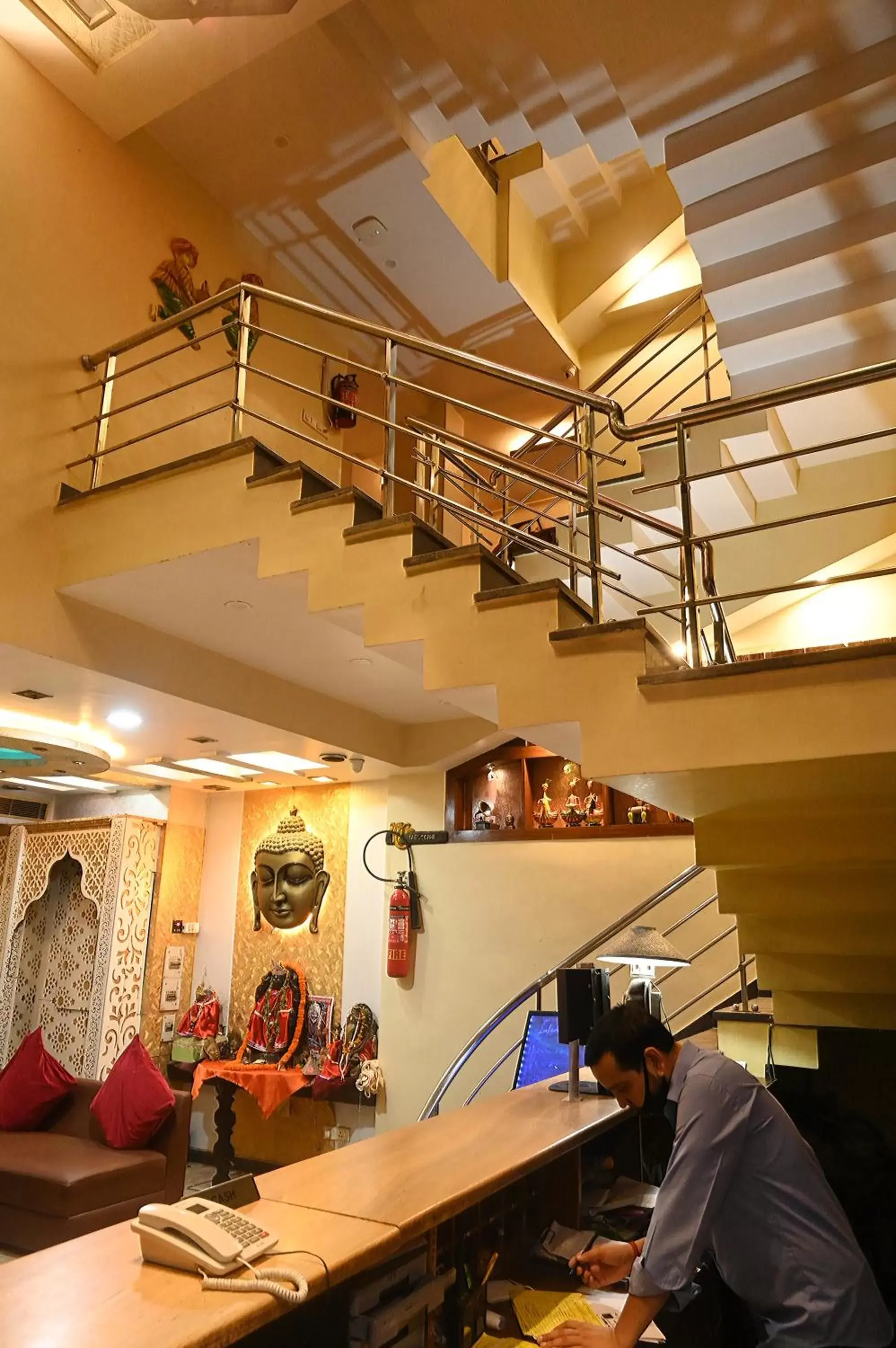 Lobby or reception in Hotel Heritage Inn at Assi Ghat Lobby or reception in Hotel Heritage Inn at Assi Ghat
