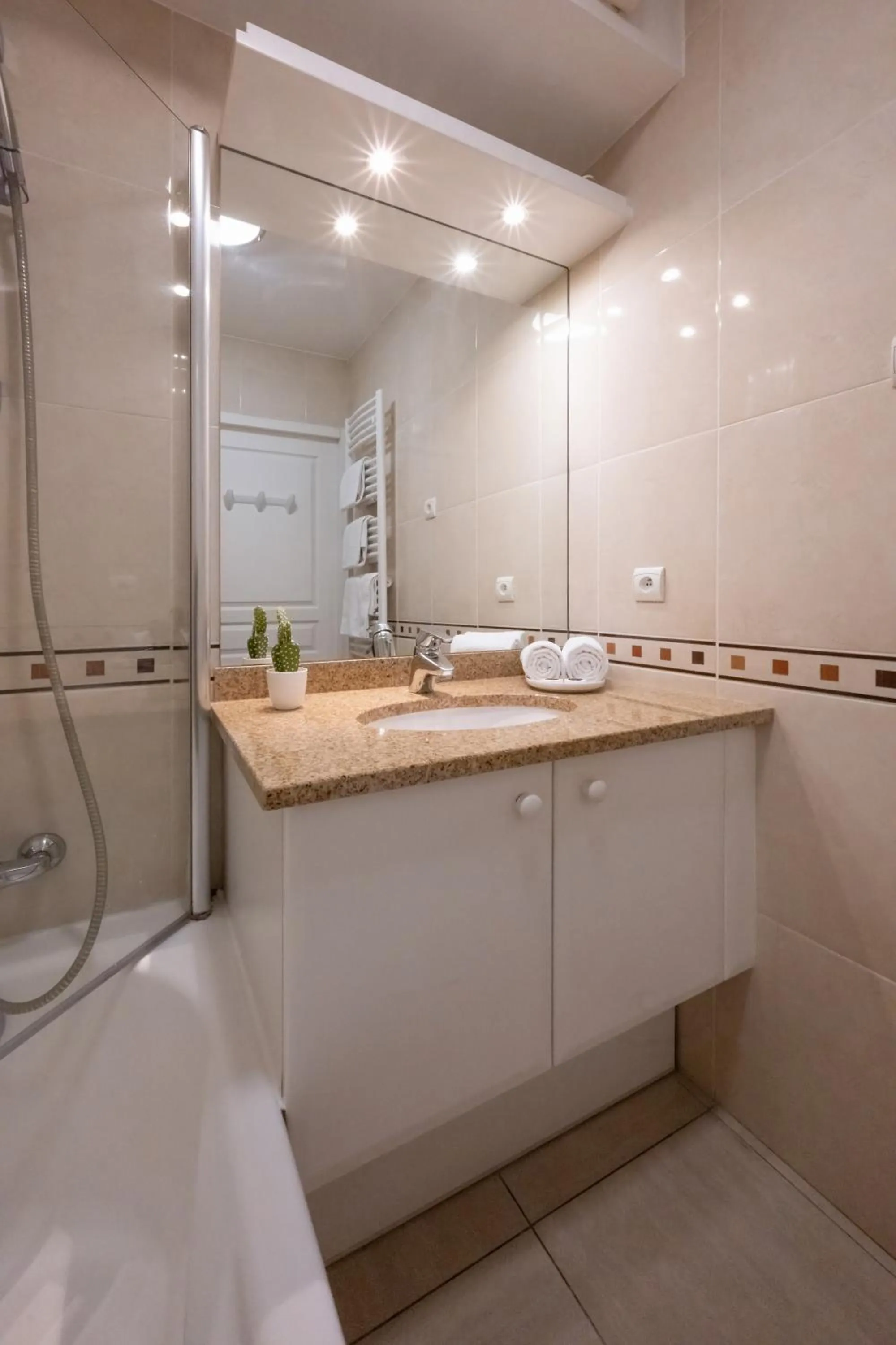 Bathroom in Nemea Appart Hotel Le Lido Cagnes sur Mer