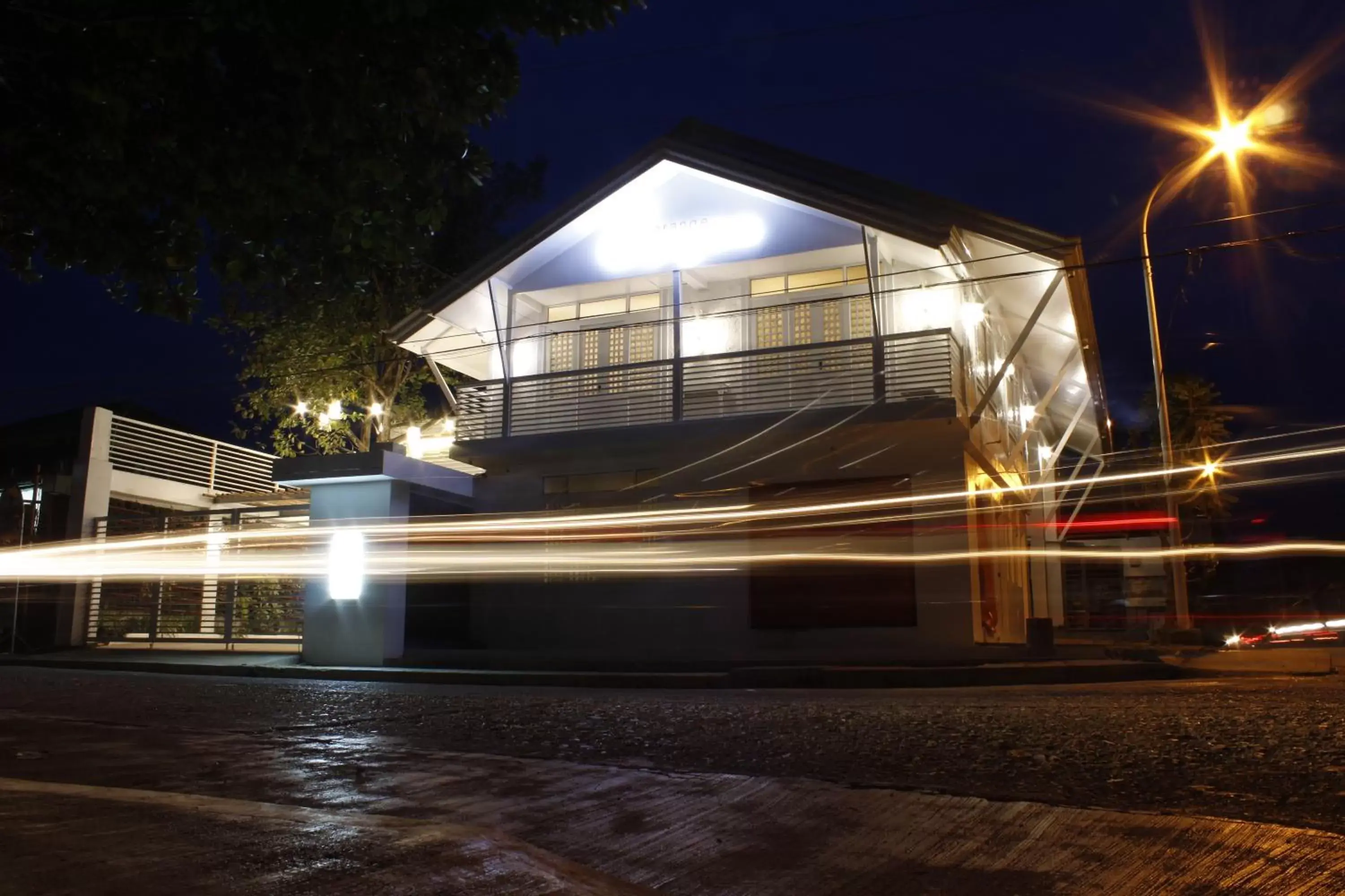 Street view, Property Building in Orange Mangrove Pension House