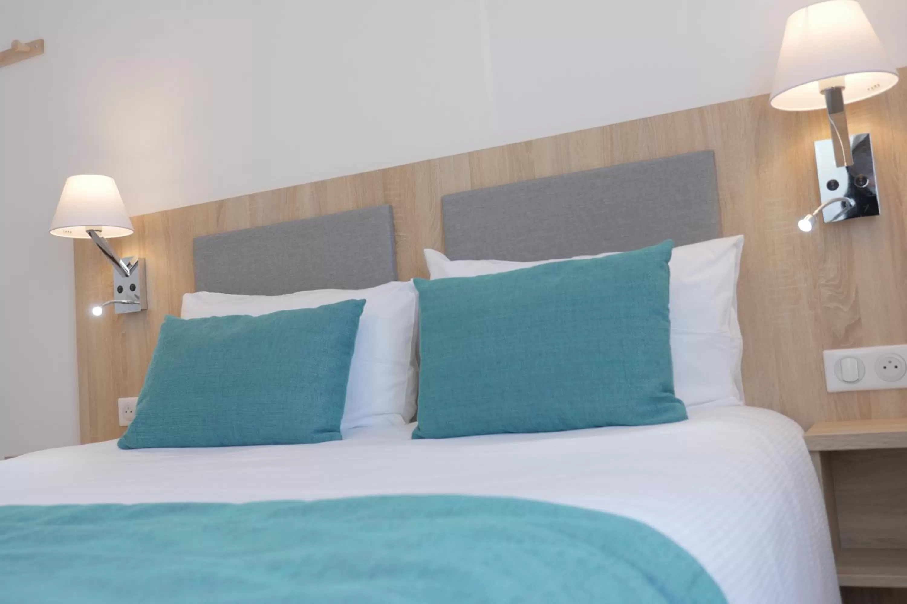 Property building, Bed in Boutique Hôtel d'Orbigny Chatelaillon - La Rochelle