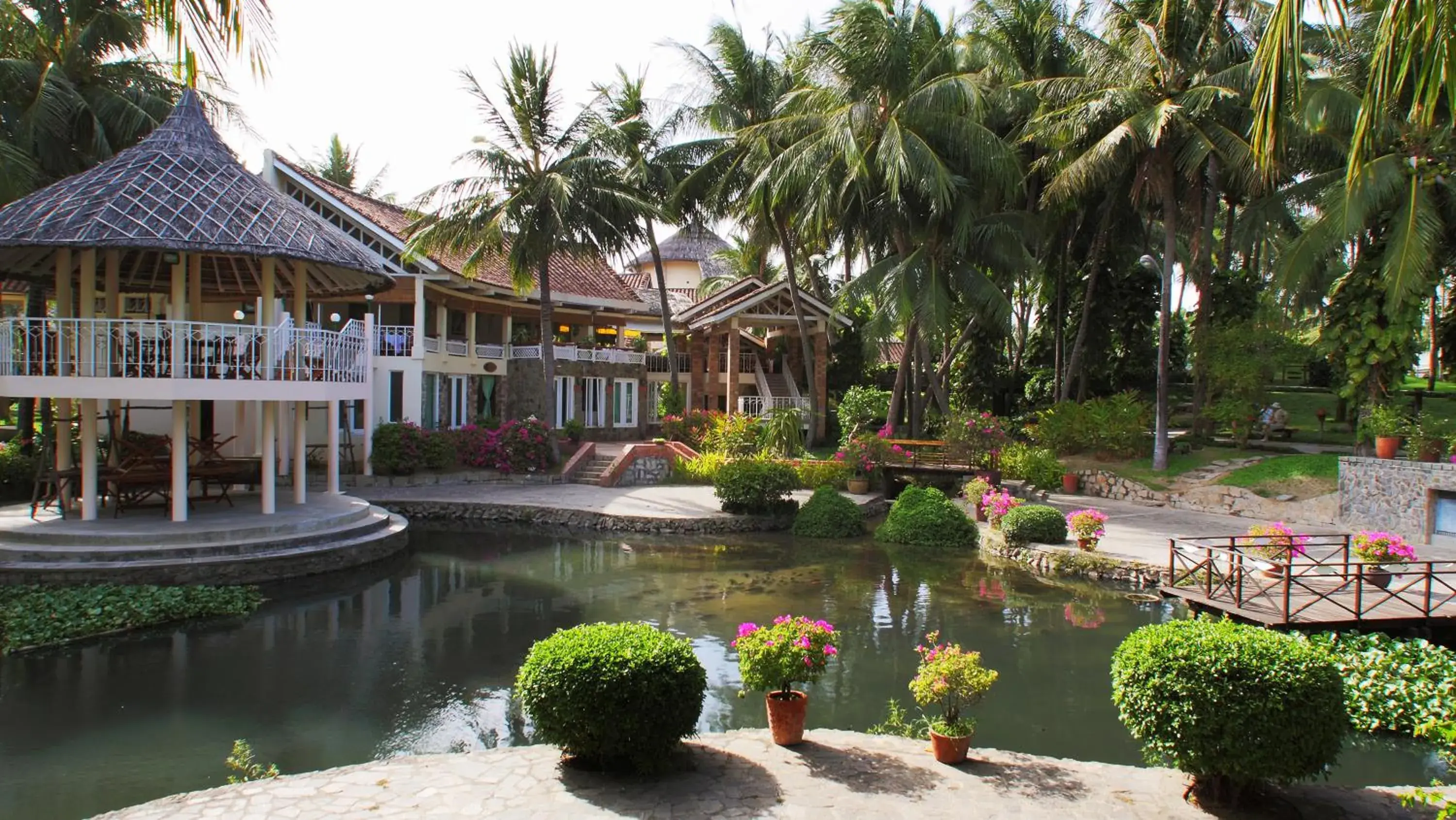 Restaurant/places to eat, Property Building in Saigon Mui Ne Resort