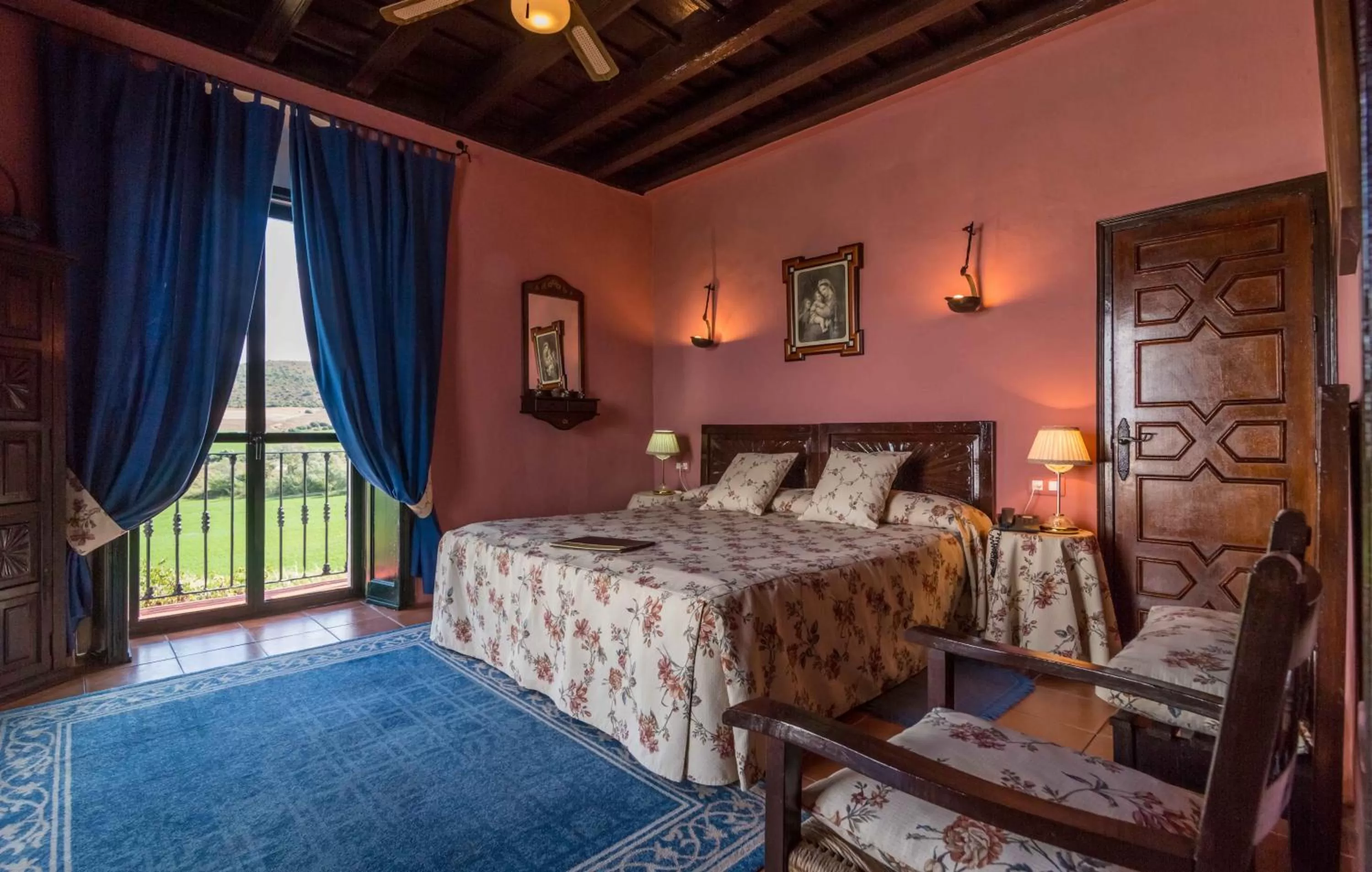 Bed in Hacienda El Santiscal Adults Only