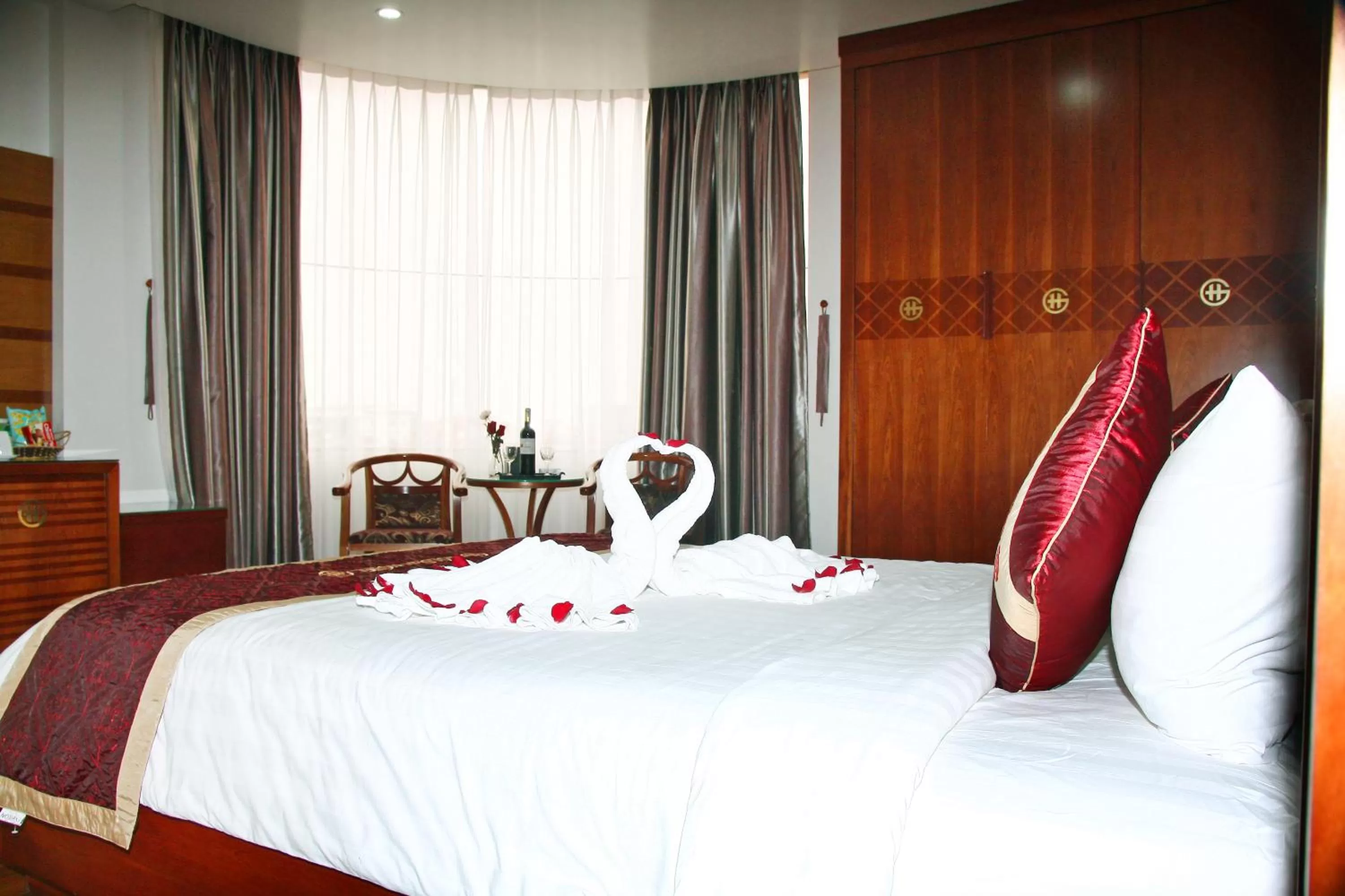 Bed in Golden Thai binh Hotel