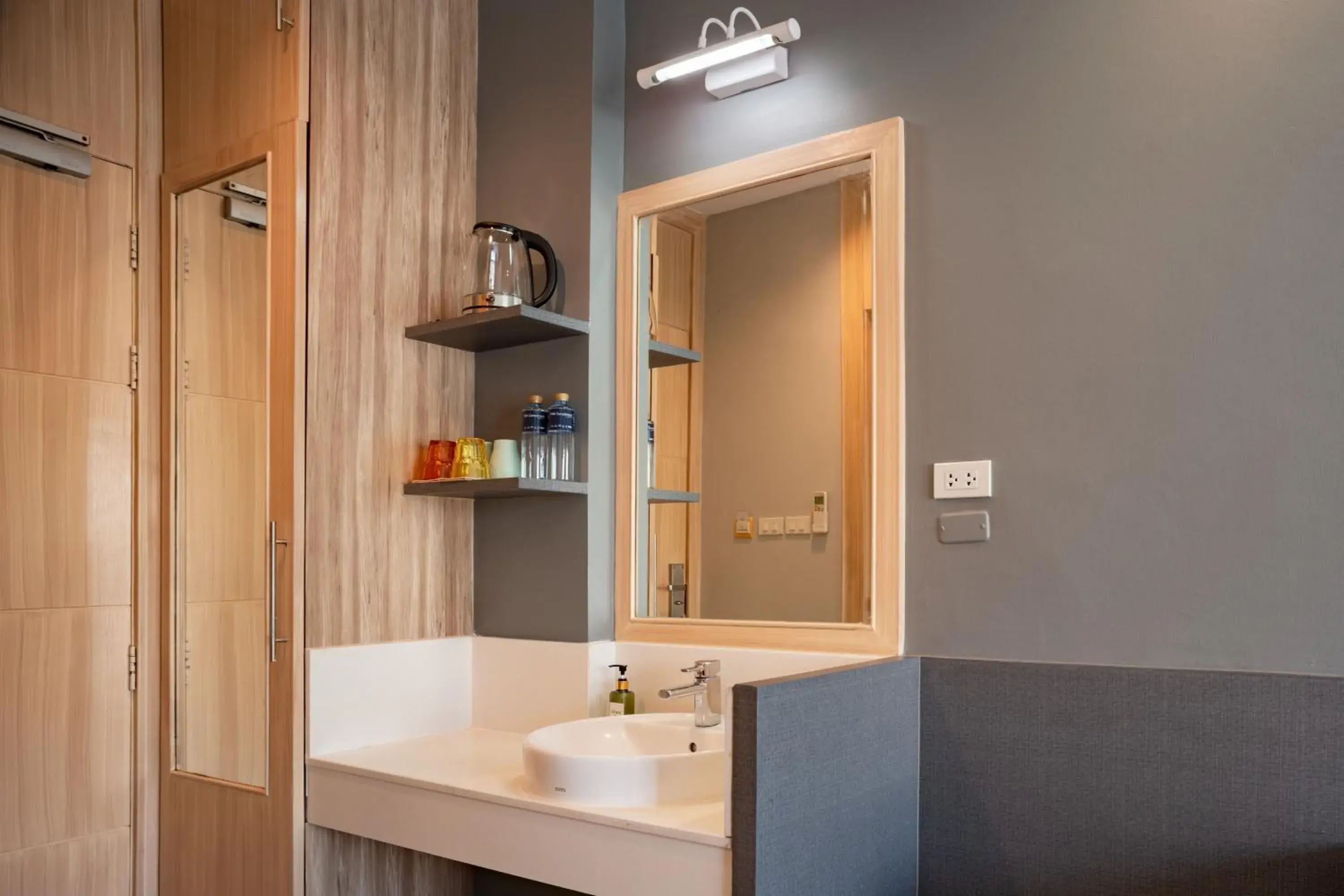 Area and facilities, Bathroom in iCheck inn Silom
