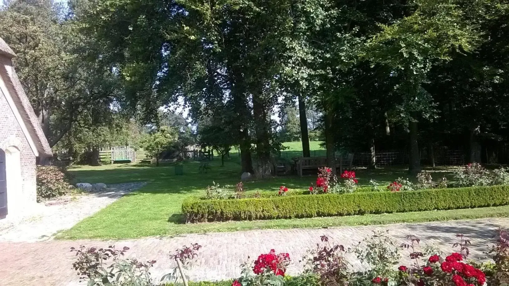 Garden in landgoed Groot Boerle