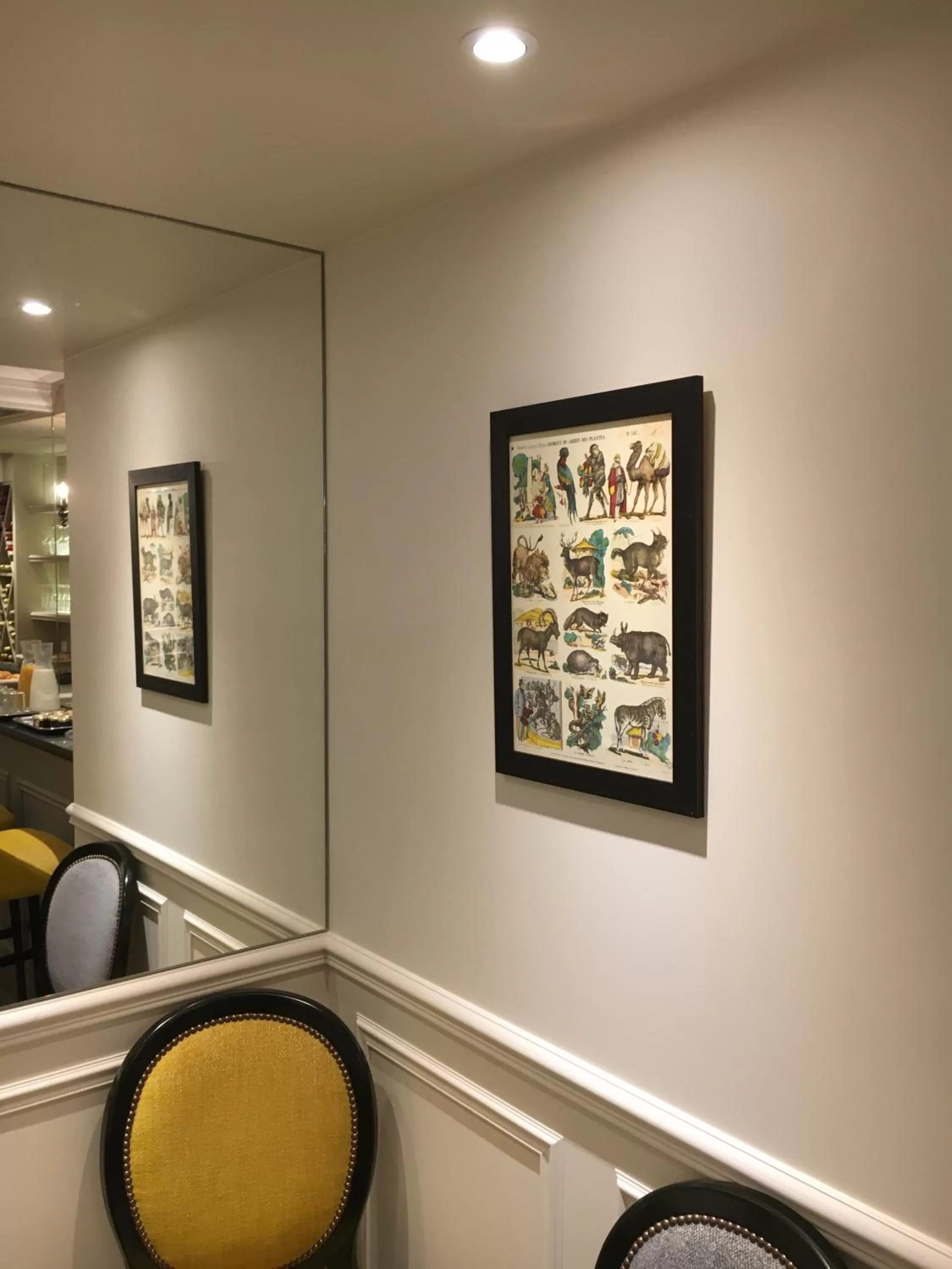 Dining area in Hotel Saint Christophe