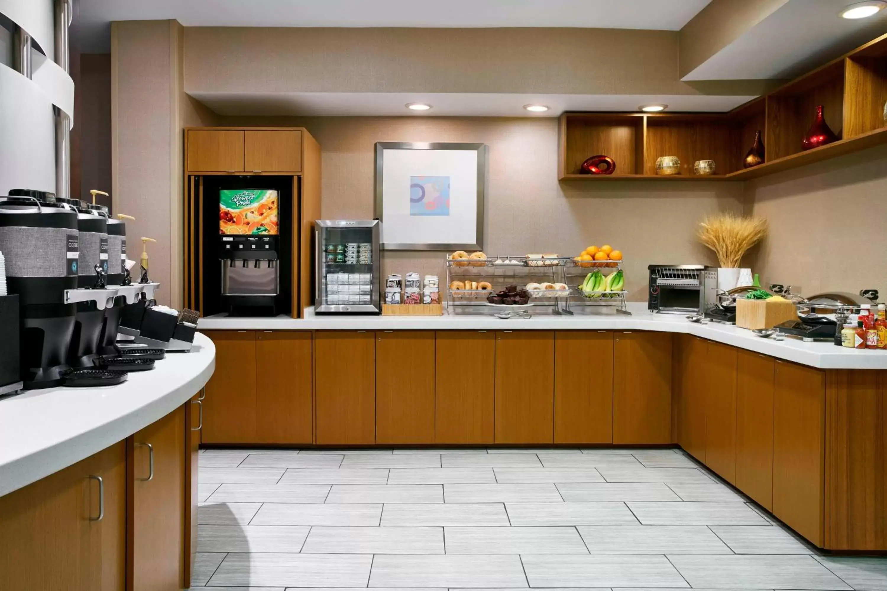 Breakfast, Restaurant/Places to Eat in SpringHill Suites Edgewood Aberdeen