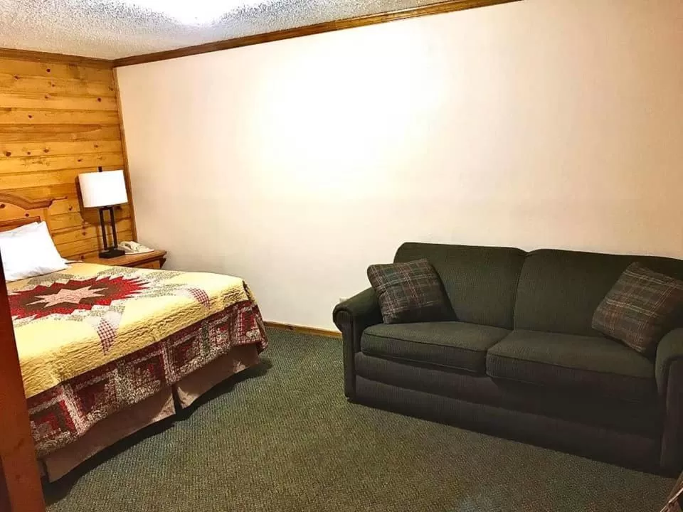 Bed in Centerstone Resort Lake-Aire