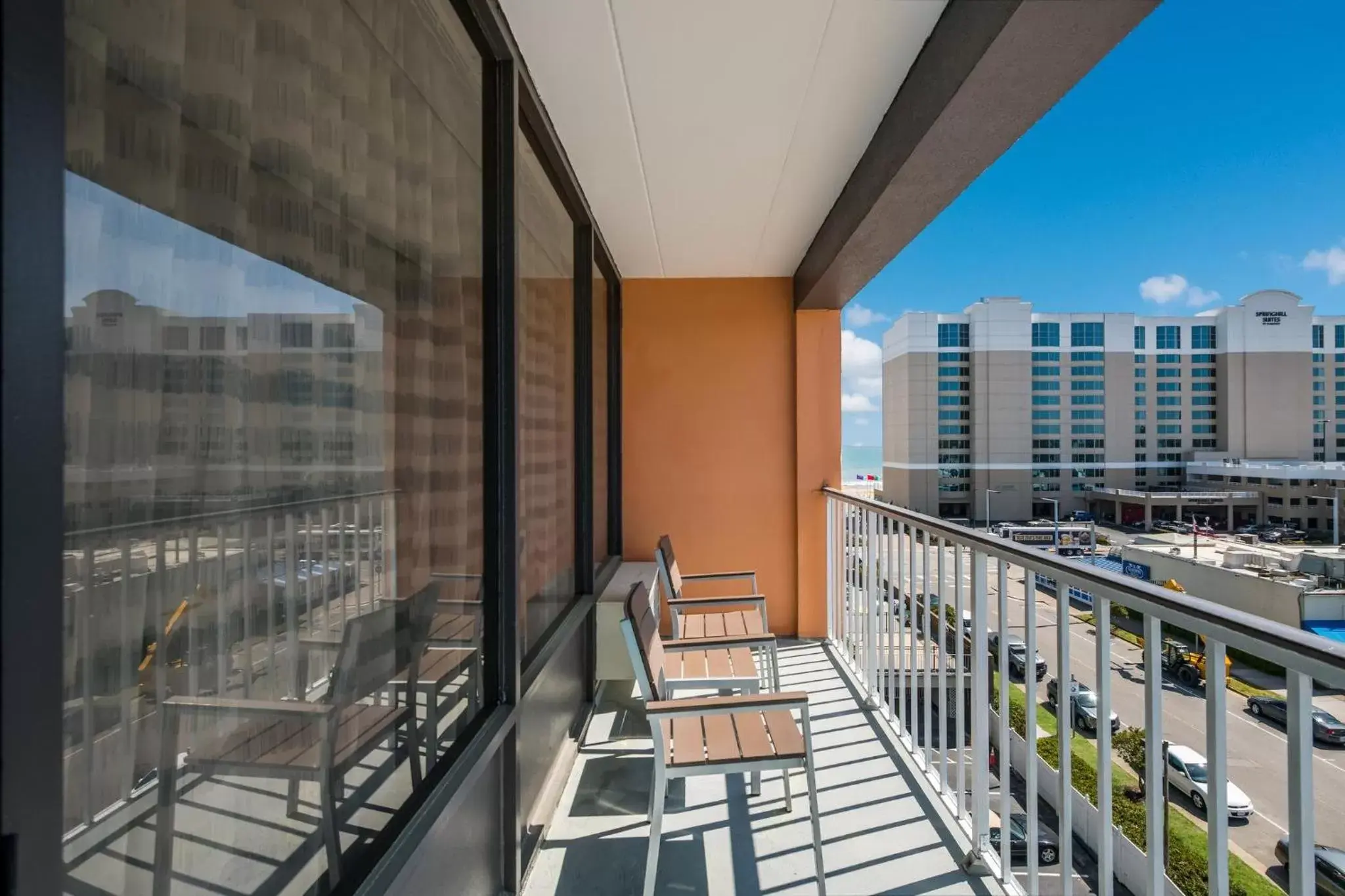 Photo of the whole room, Balcony/Terrace in Red Roof PLUS & Suites Virginia Beach - Seaside