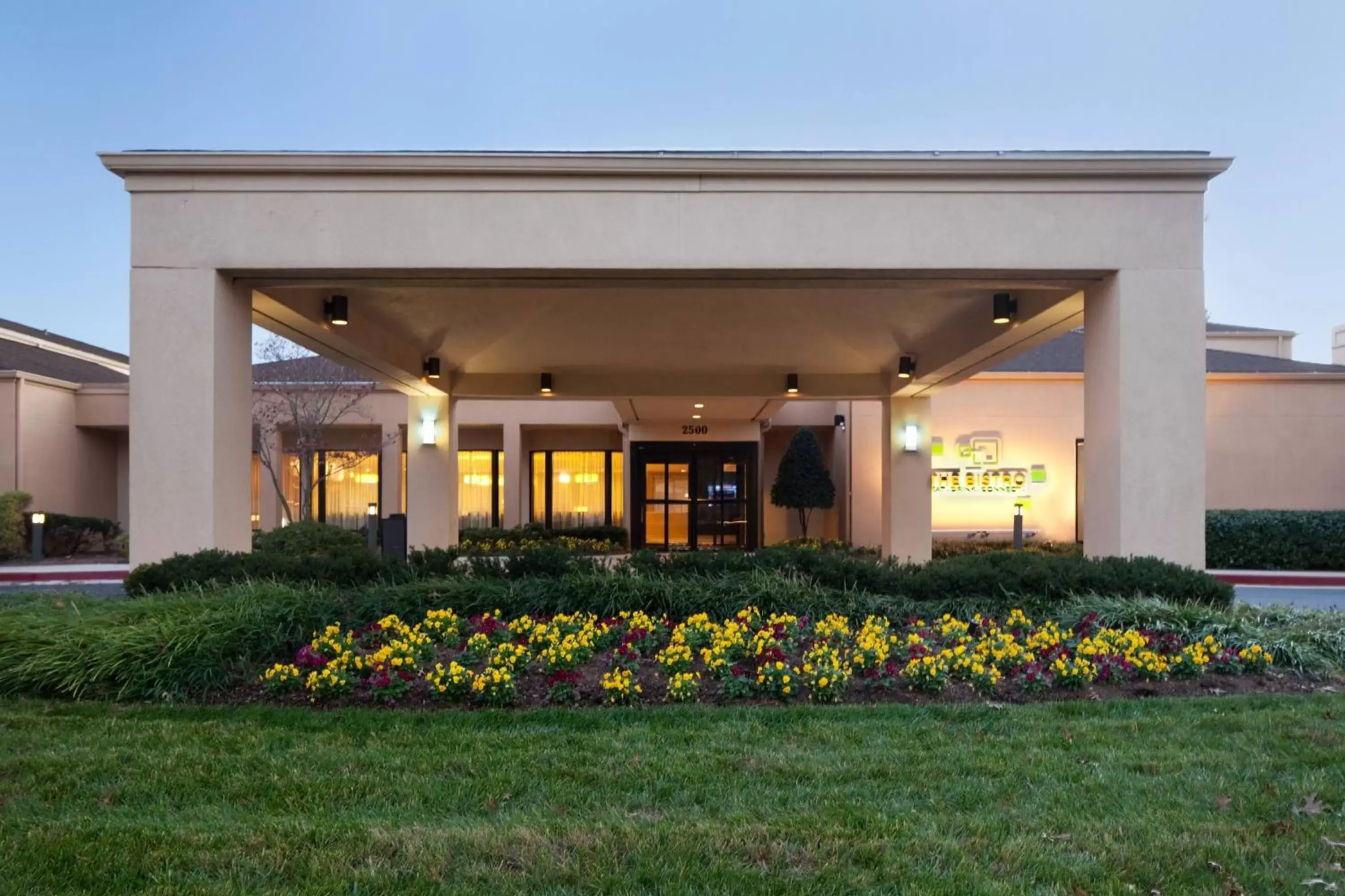 Property Building in Courtyard by Marriott Rockville