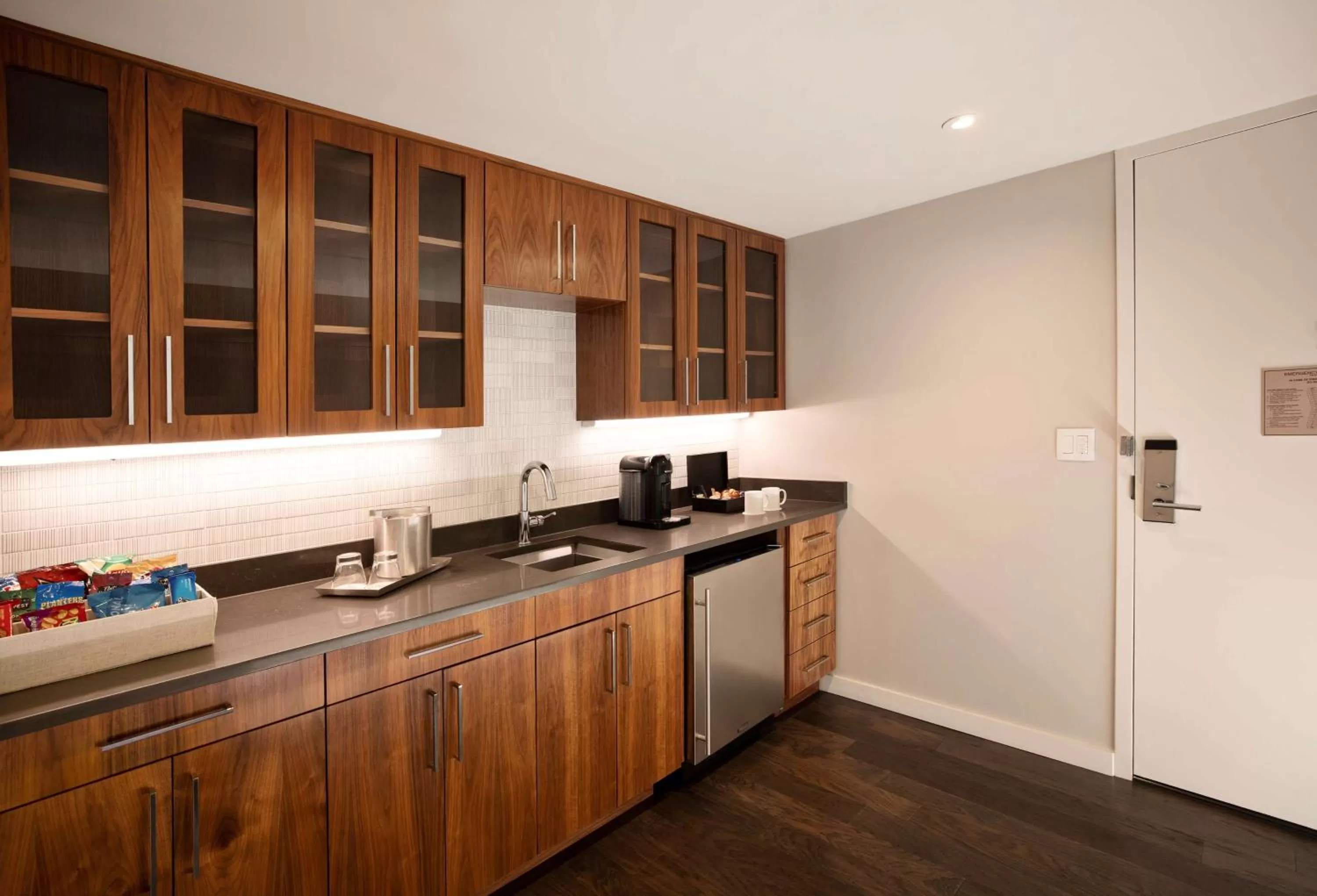 Photo of the whole room in The Statler Dallas, Curio Collection By Hilton