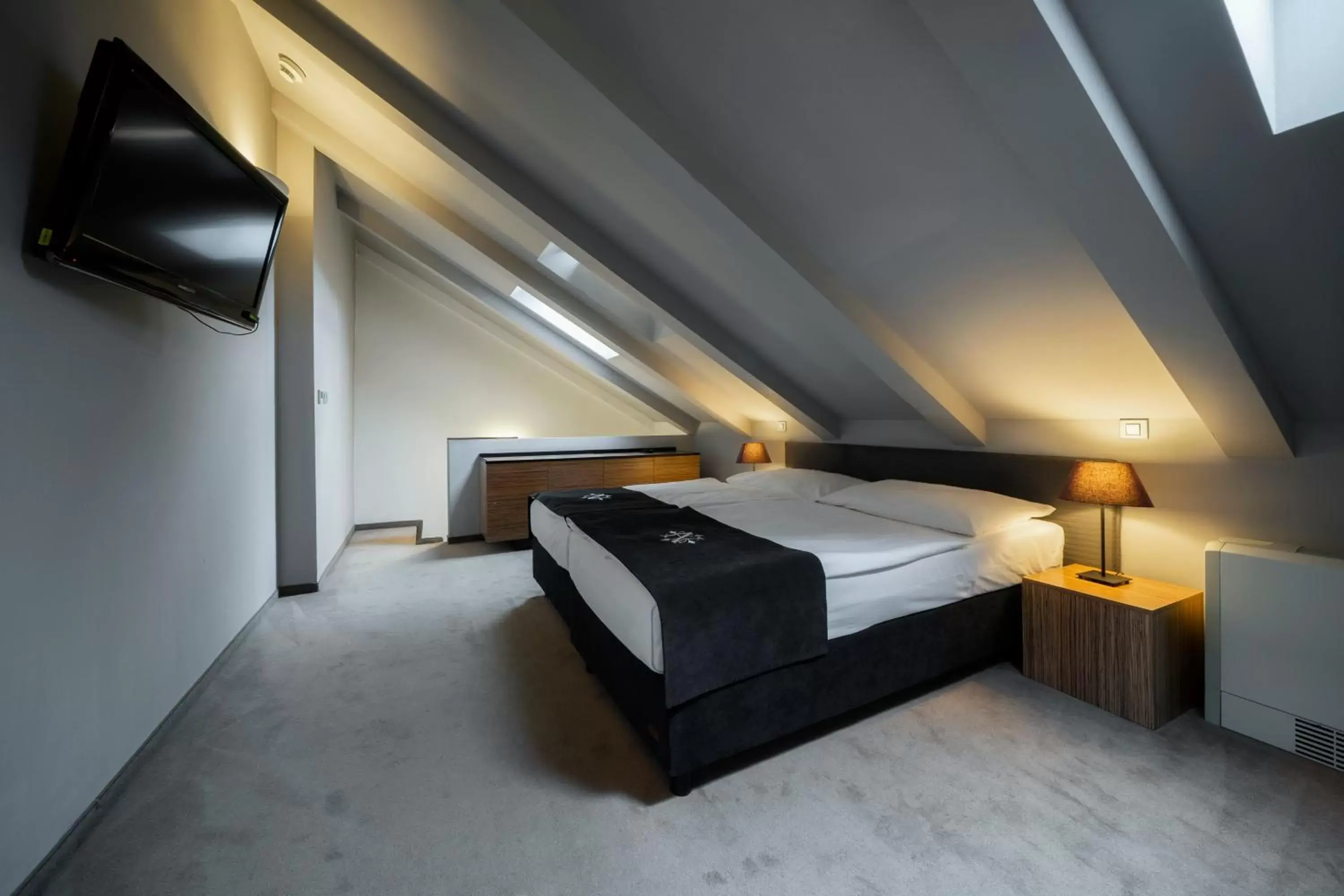 Bed in Hotel NOIR