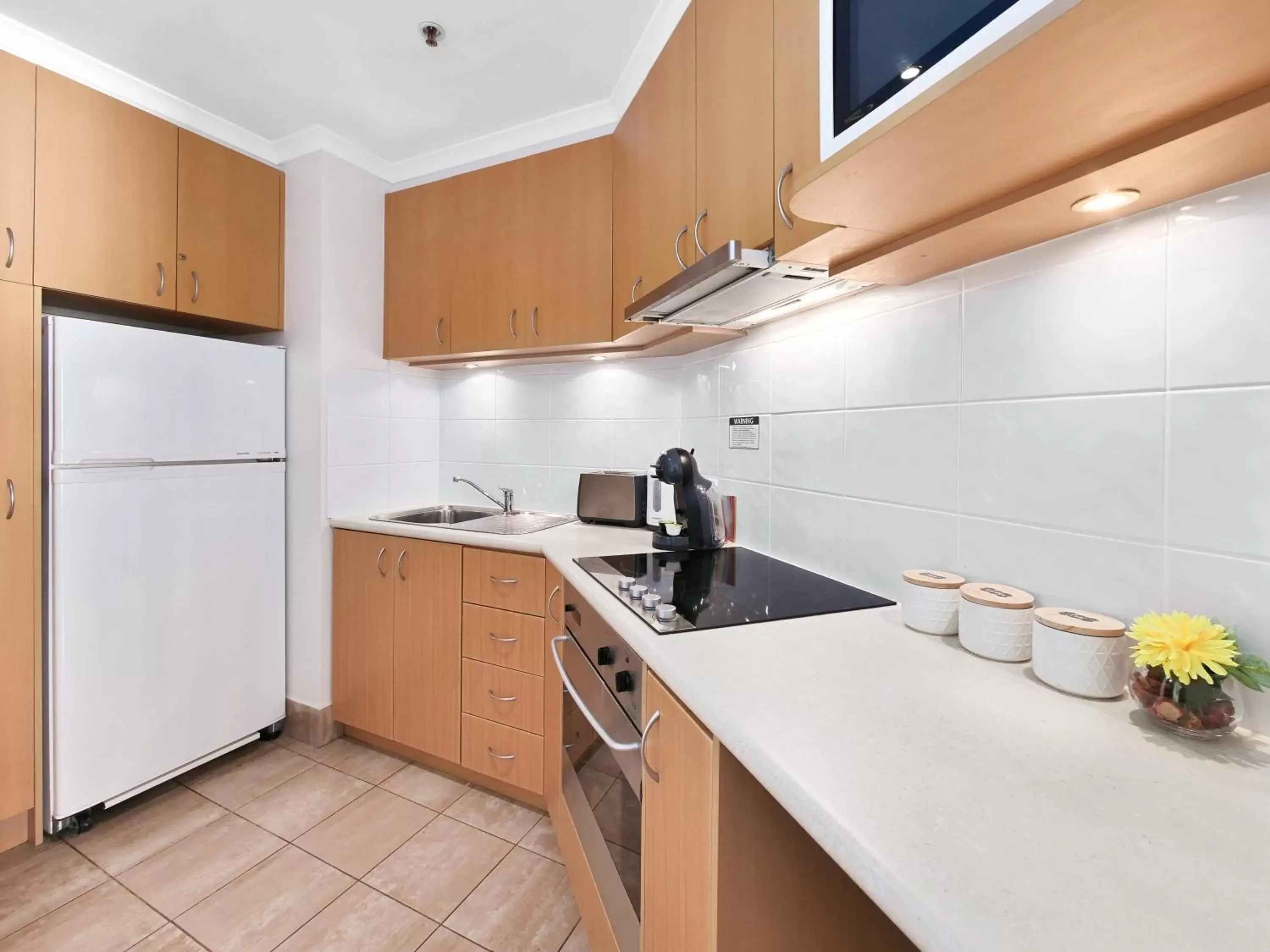 Kitchen or kitchenette, Kitchen/Kitchenette in All Suites Perth