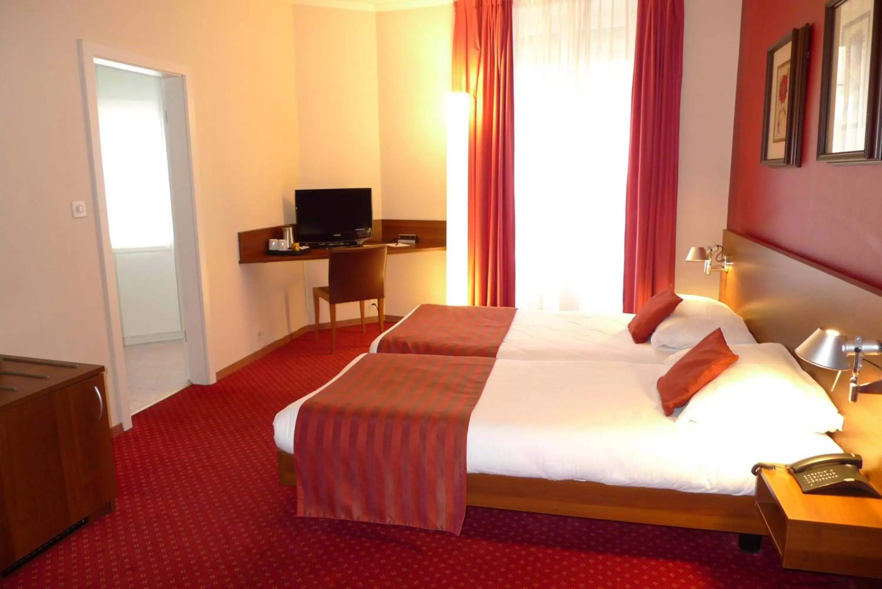 Superior Double Room in Hotel International & Terminus