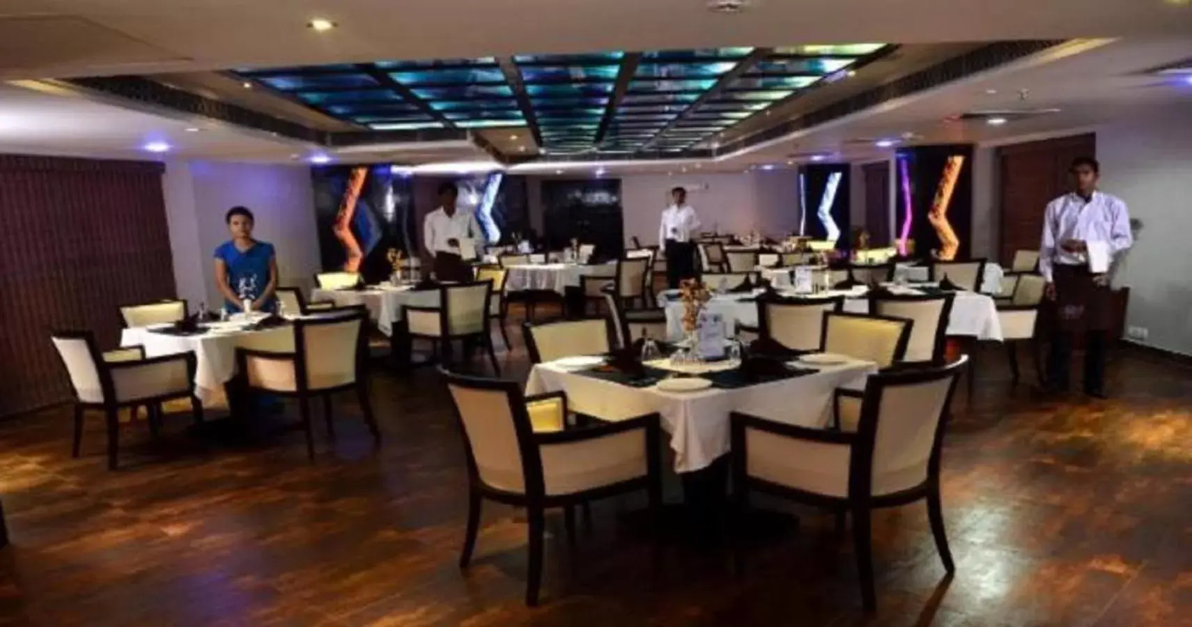 Restaurant/Places to Eat in Le Lac Sarovar Portico- Ranchi