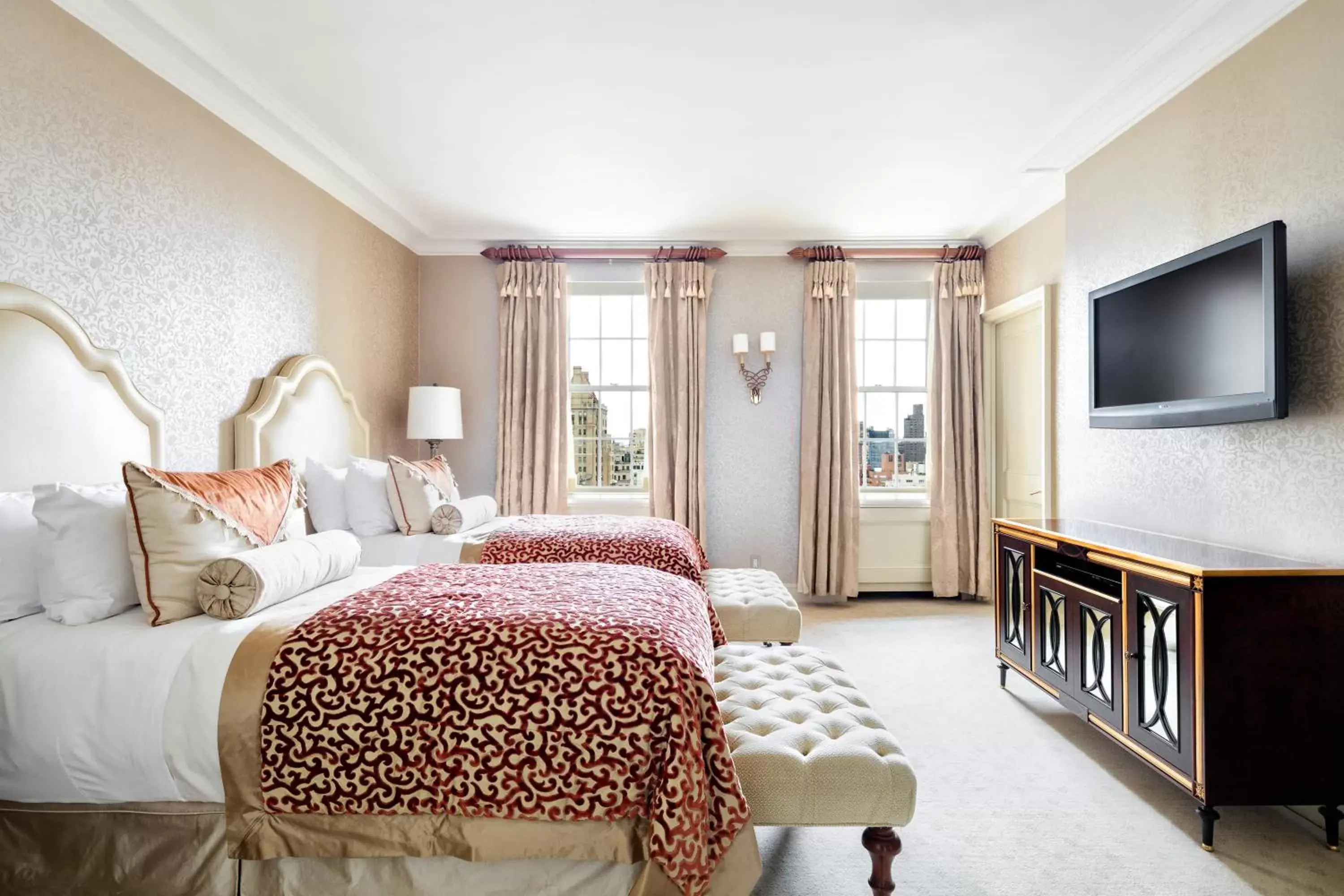 Seating area, Bed in The Pierre, A Taj Hotel, New York Seating area, Bed in The Pierre, A Taj Hotel, New York