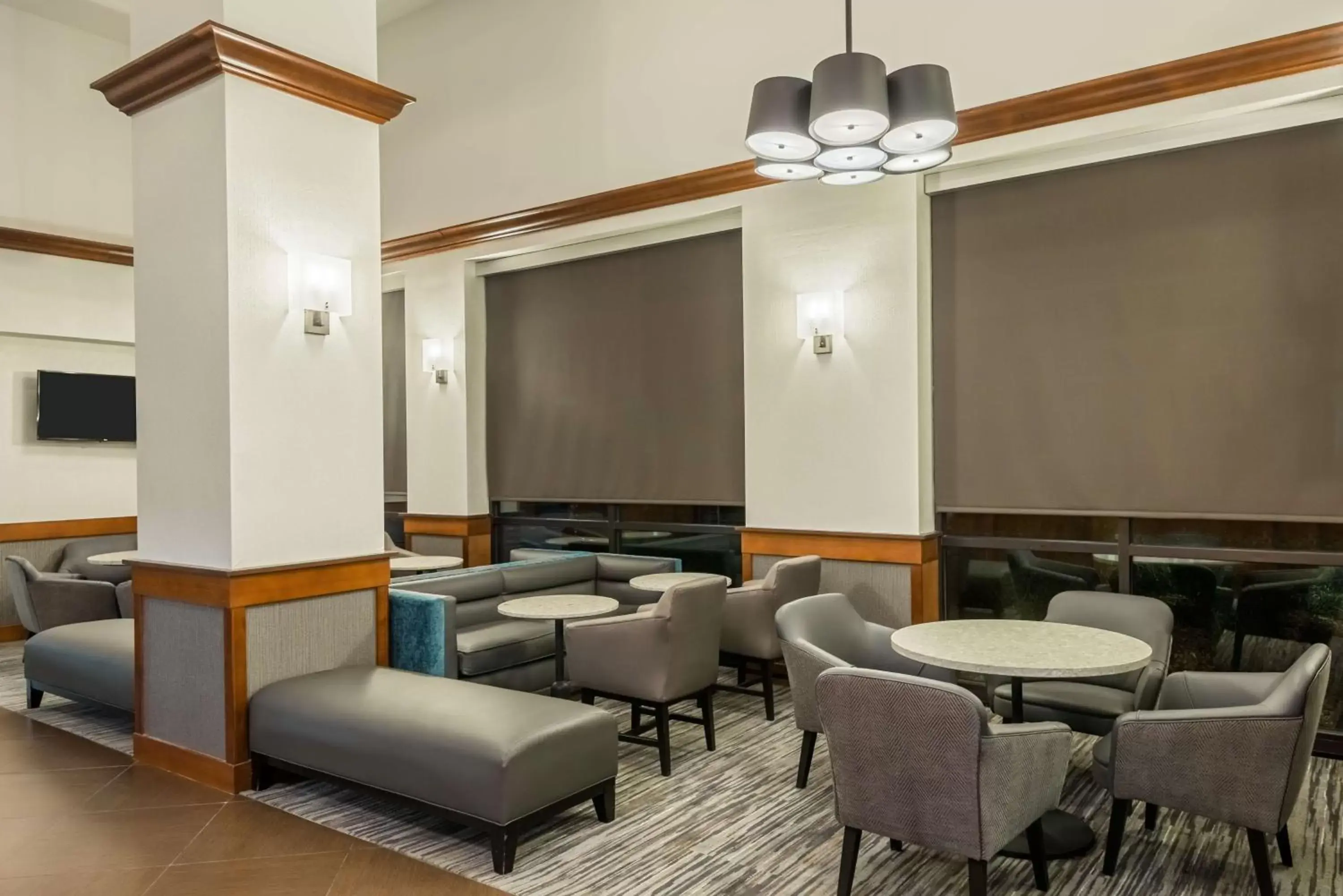 Lobby or reception, Lounge/Bar in Hyatt Place Rogers/Bentonville