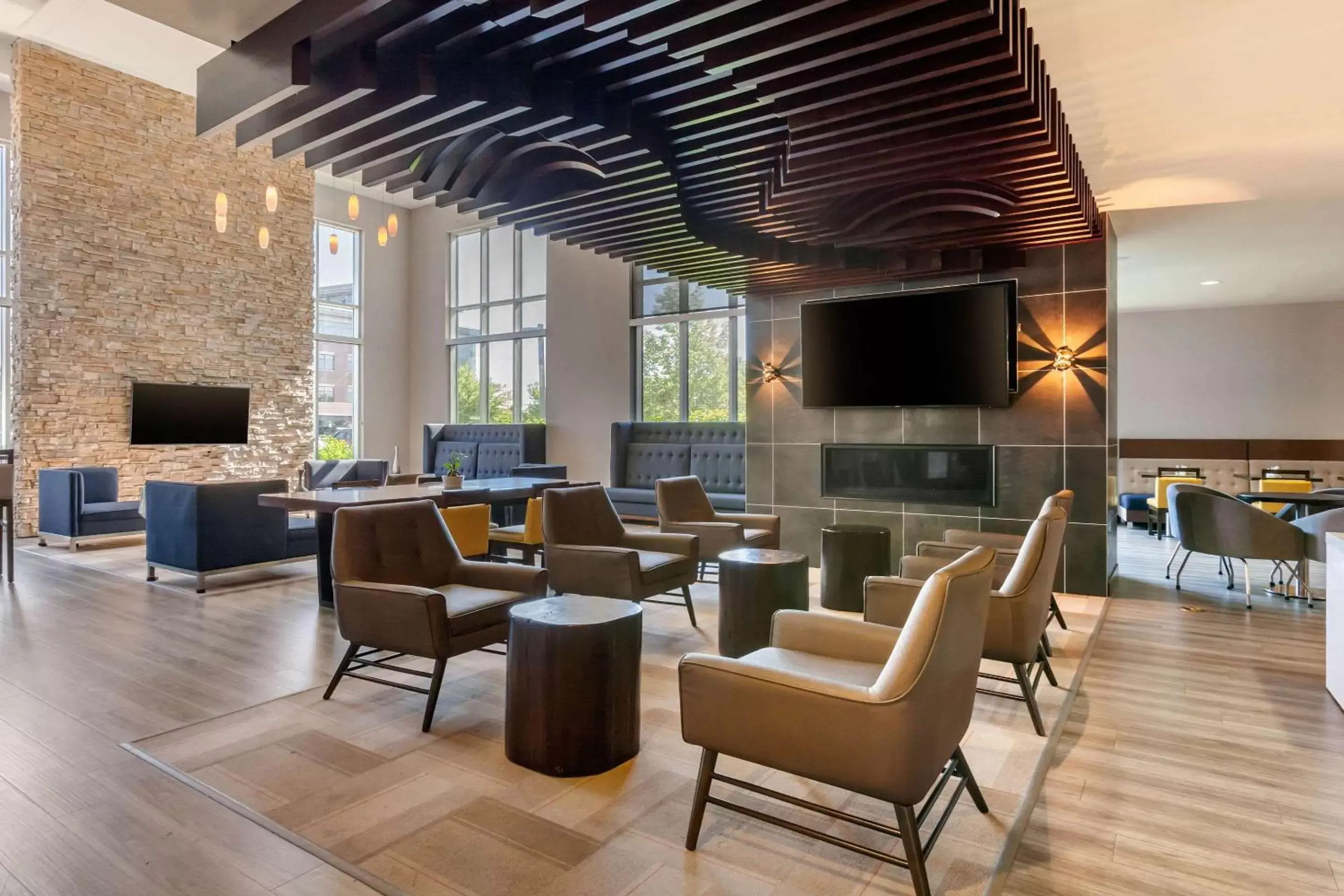 Lobby or reception, Lounge/Bar in Cambria Hotel Ft Collins