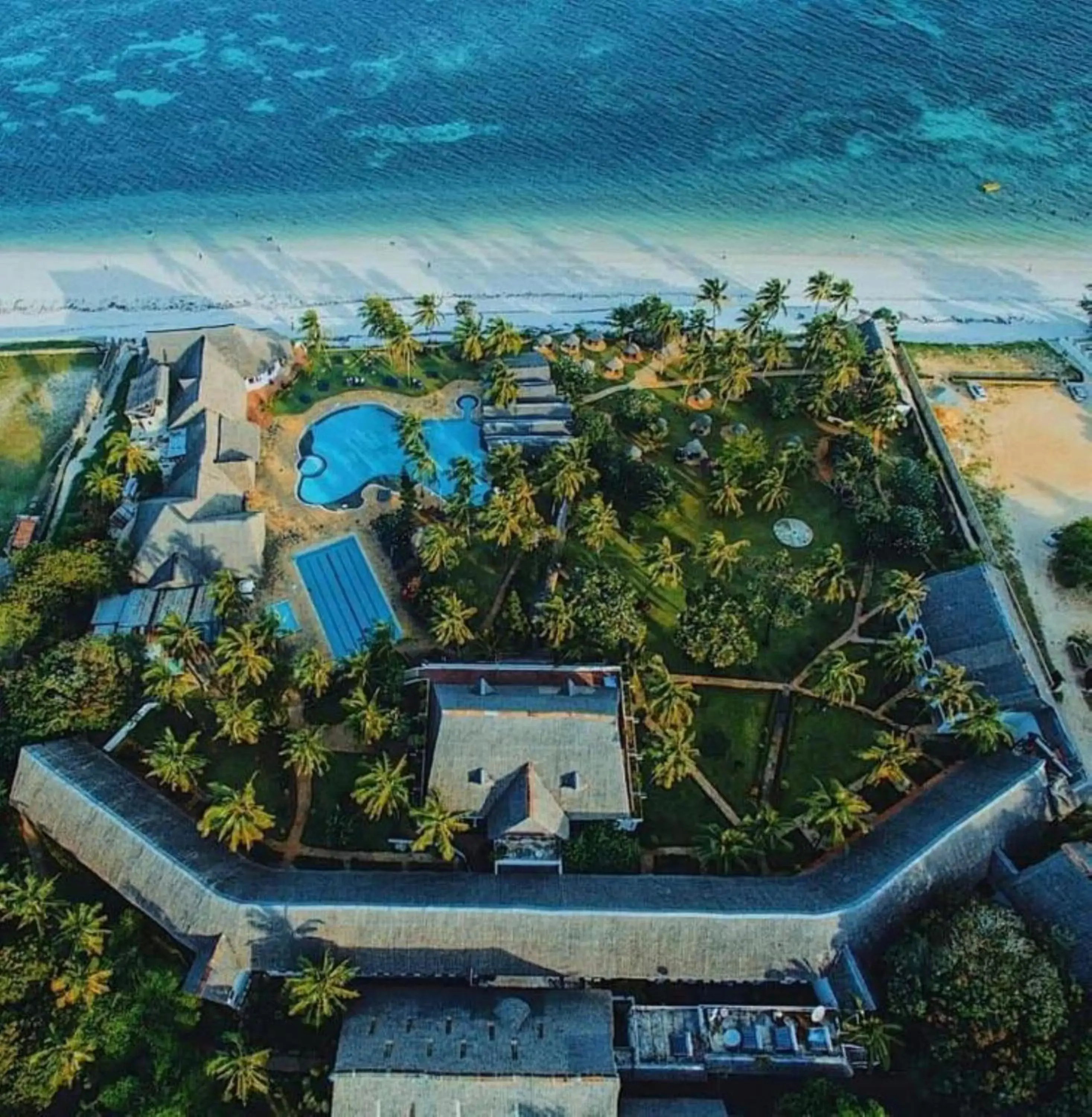 Bird's eye view, Bird's-eye View in Reef Hotel Mombasa