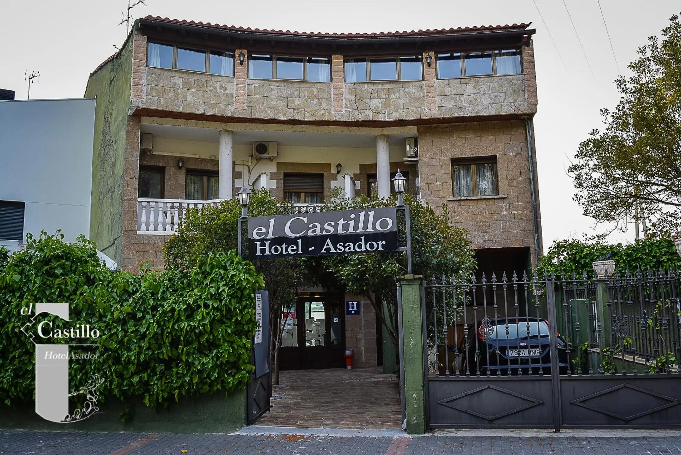 Facade/entrance in Hotel Rural el Castillo
