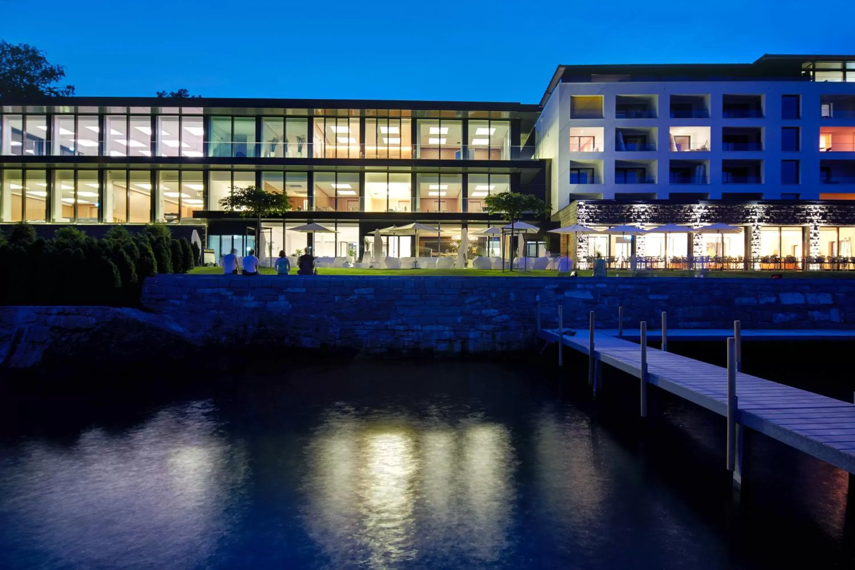 Facade/entrance in Campus Hotel Hertenstein Facade/entrance in Campus Hotel Hertenstein
