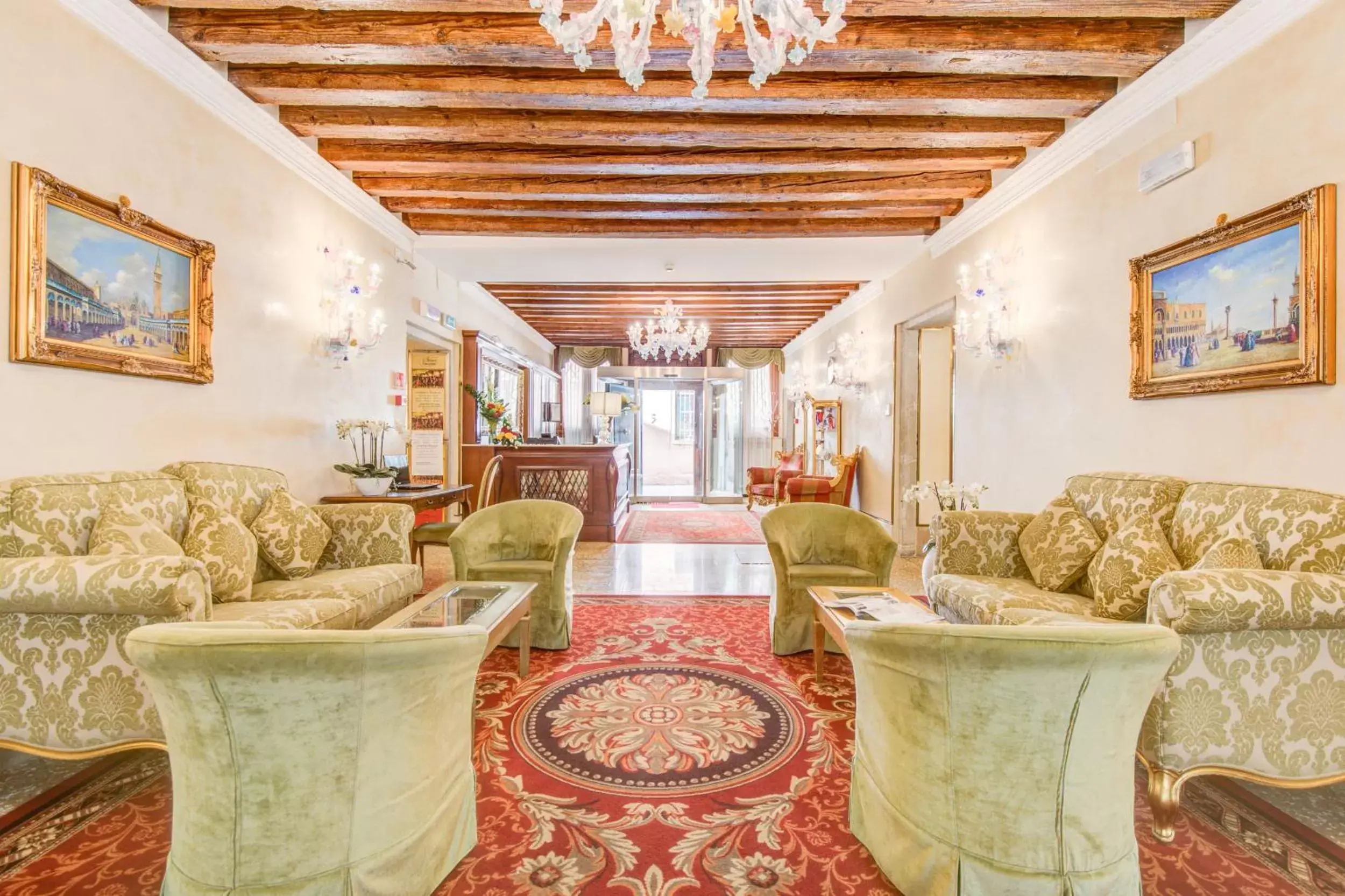 Lobby or reception, Seating Area in Hotel Al Duca Di Venezia