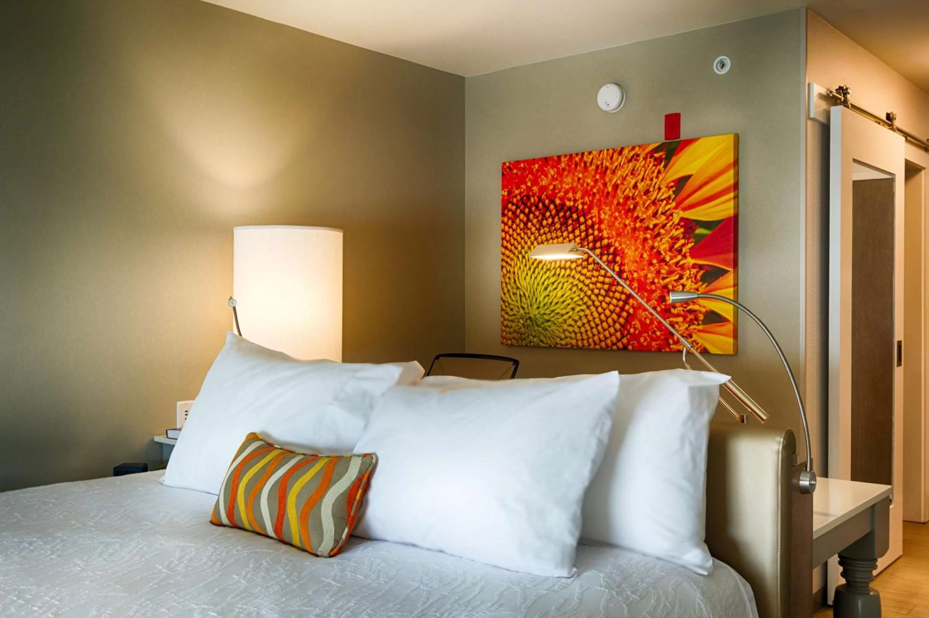 Bed in Hilton Garden Inn Salina